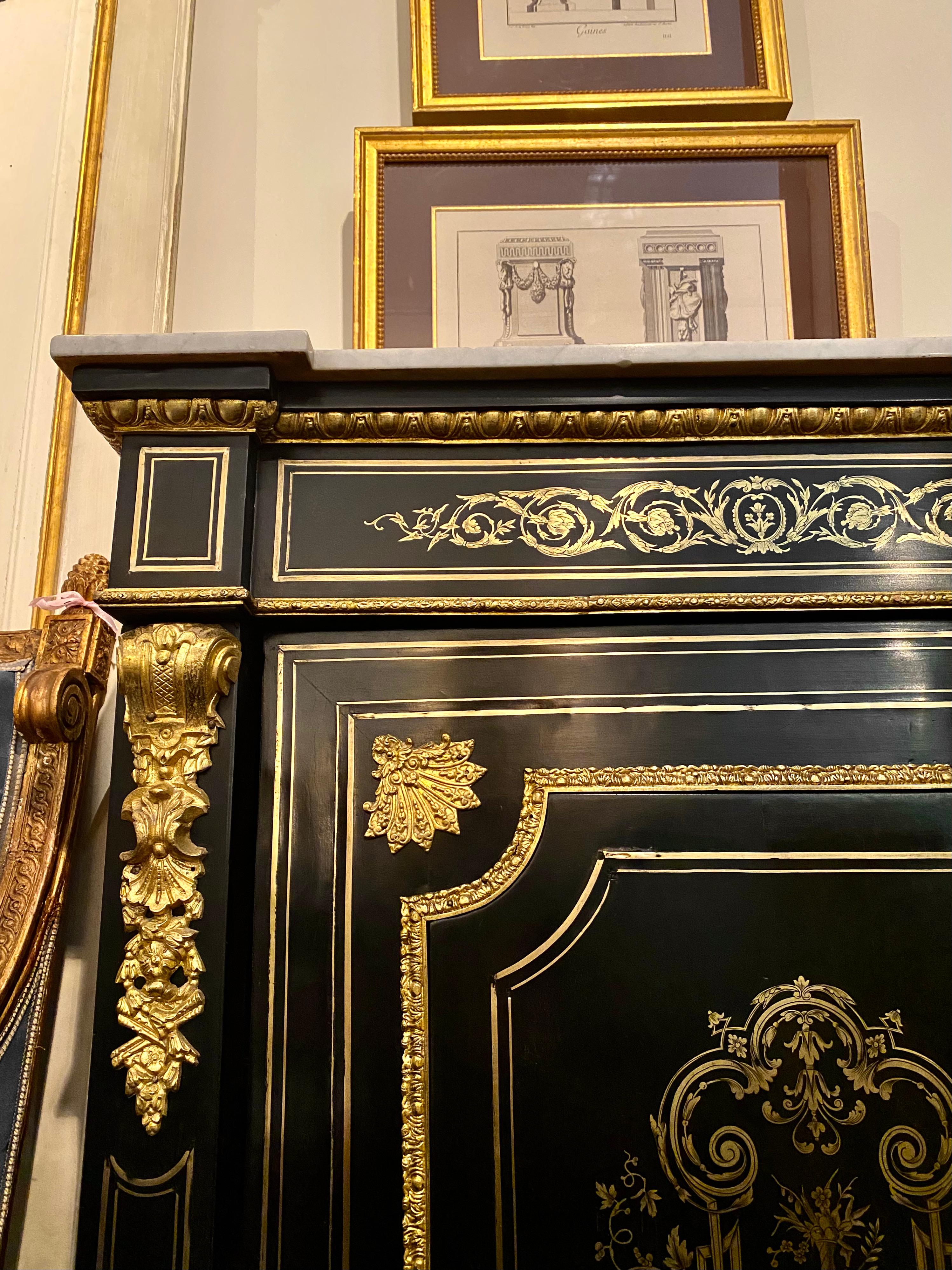 Meuble de rangement Napoléon III, petite armoire, France, XIXe siècle en vente 8