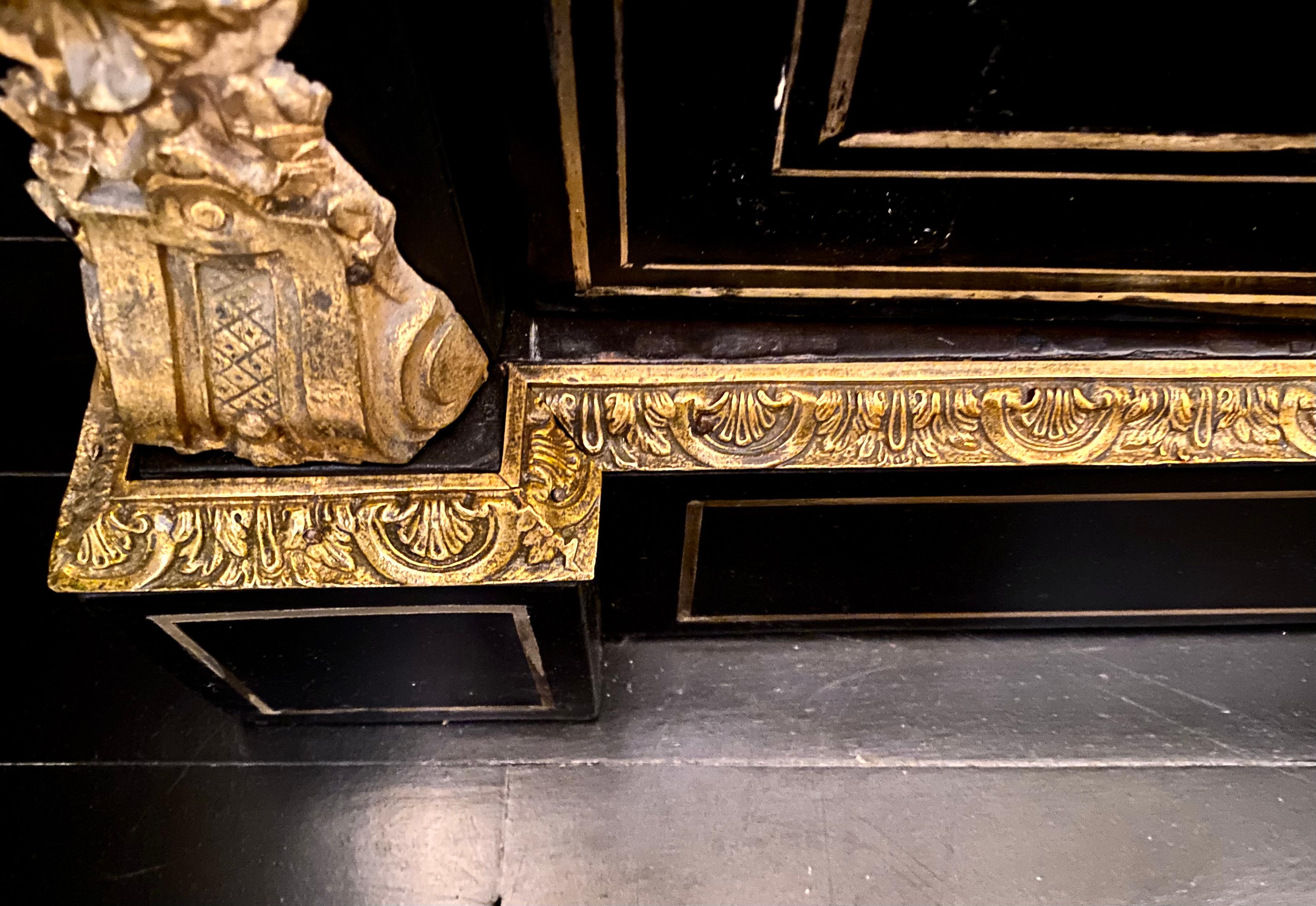 Meuble de rangement Napoléon III, petite armoire, France, XIXe siècle en vente 10