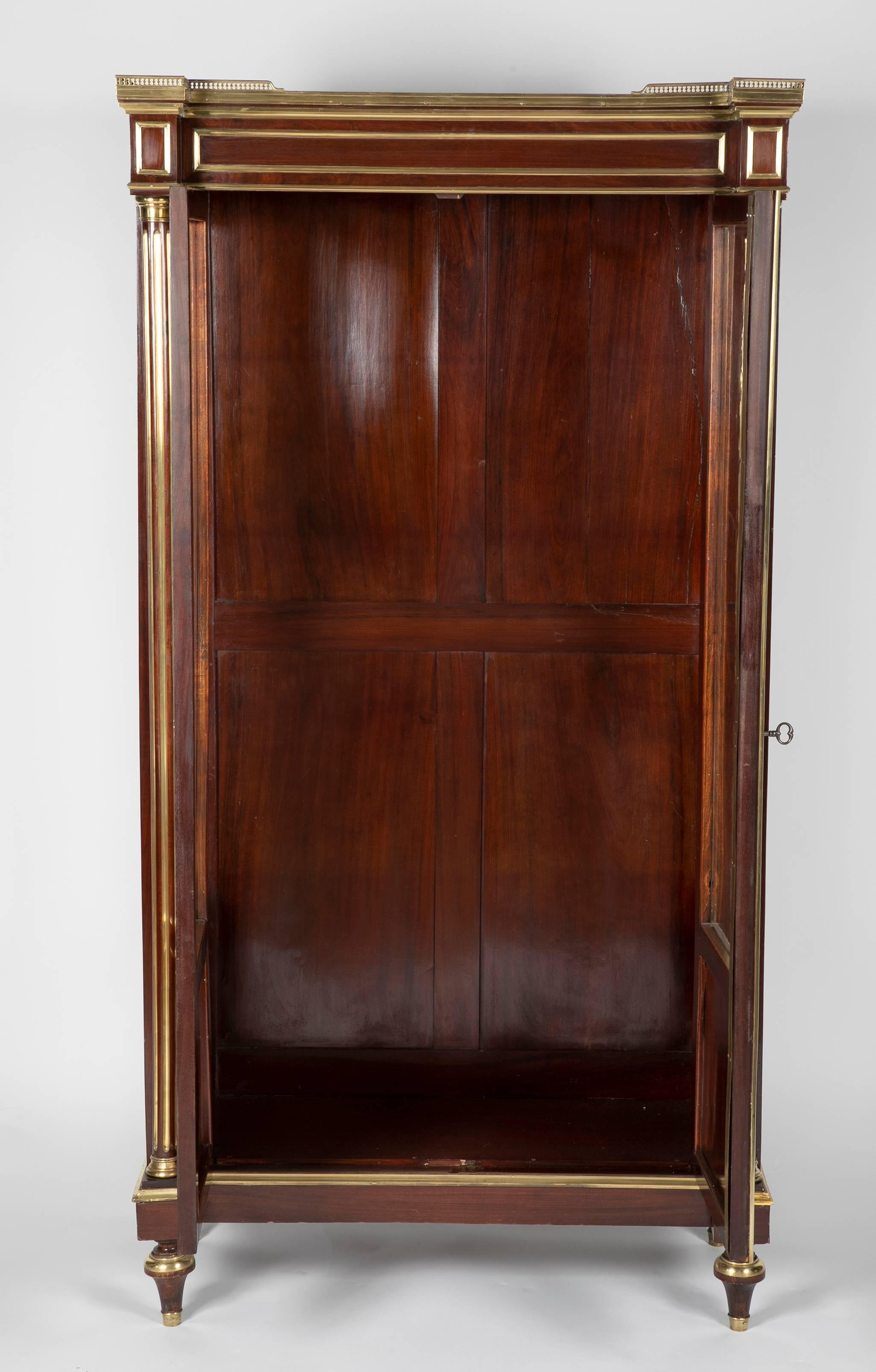 19th Century Napoleon III Caribbean Mahogany Curio Cabinet For Sale