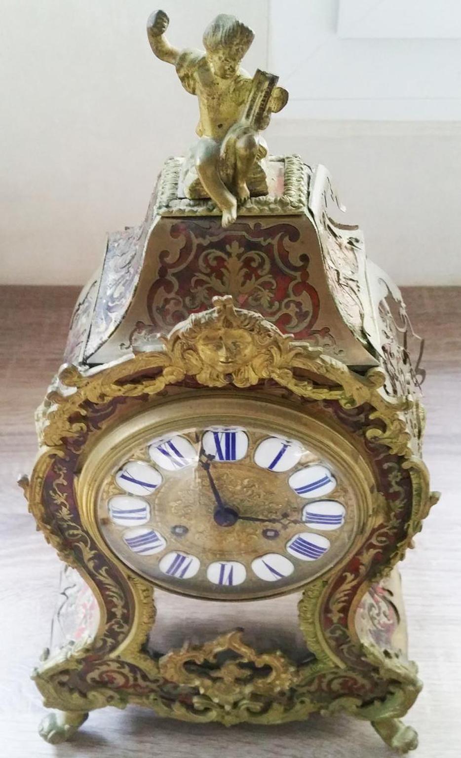 French Napoleon III Cartel Violin Shape Table Clock in Boulle Marquetry, France, 1870