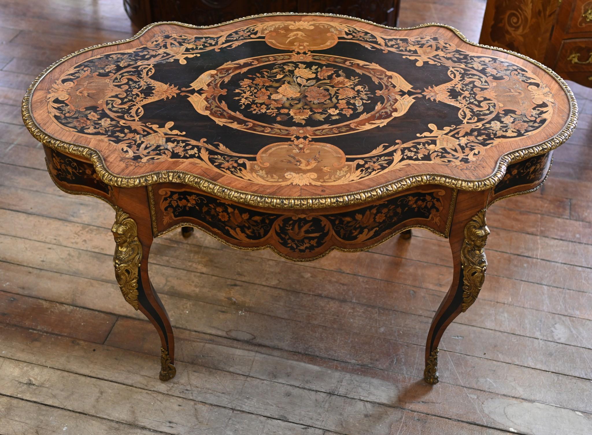 Napoleon III Centre Table Inlay Violin Form For Sale 7