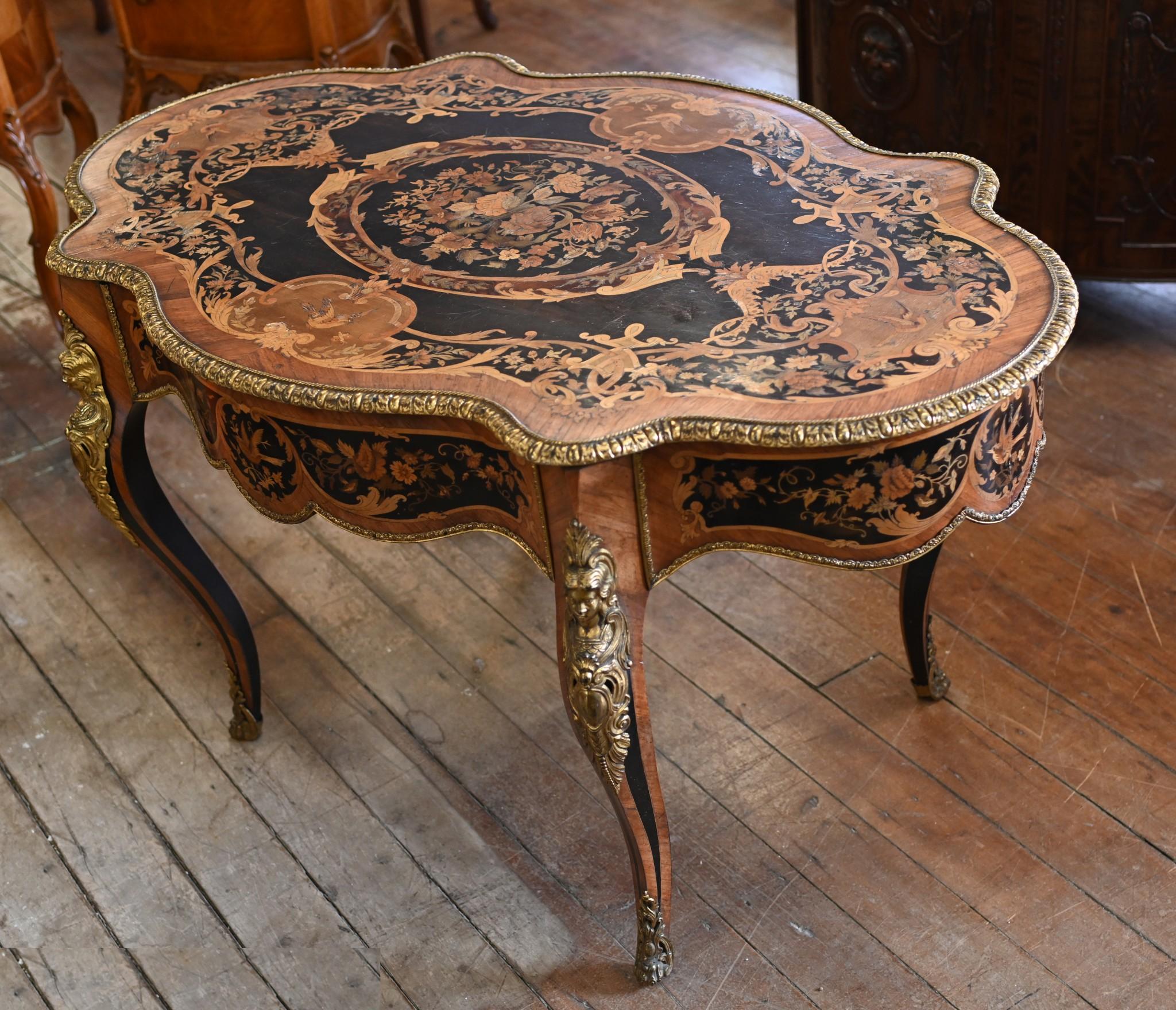 Napoleon III Centre Table Inlay Violin Form For Sale 8