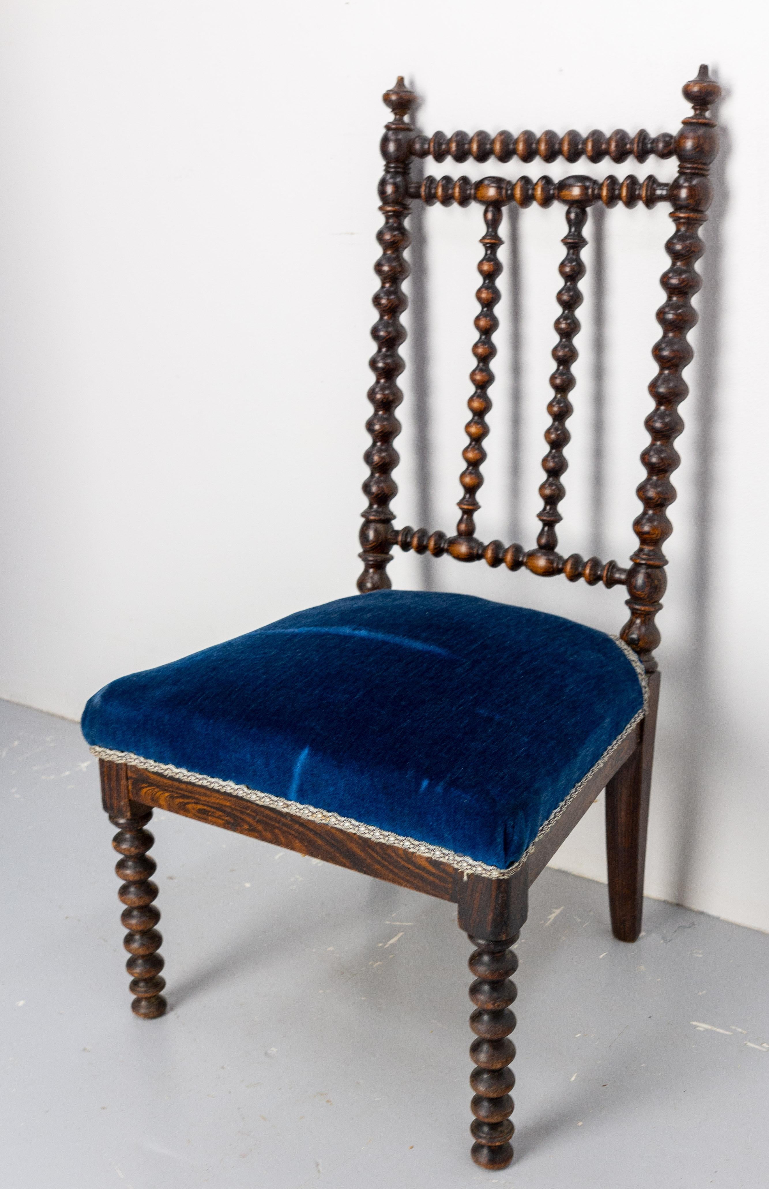 Napoleon III Chair with Turned Beech and Velvet for Child French, circa 1880 In Good Condition For Sale In Labrit, Landes