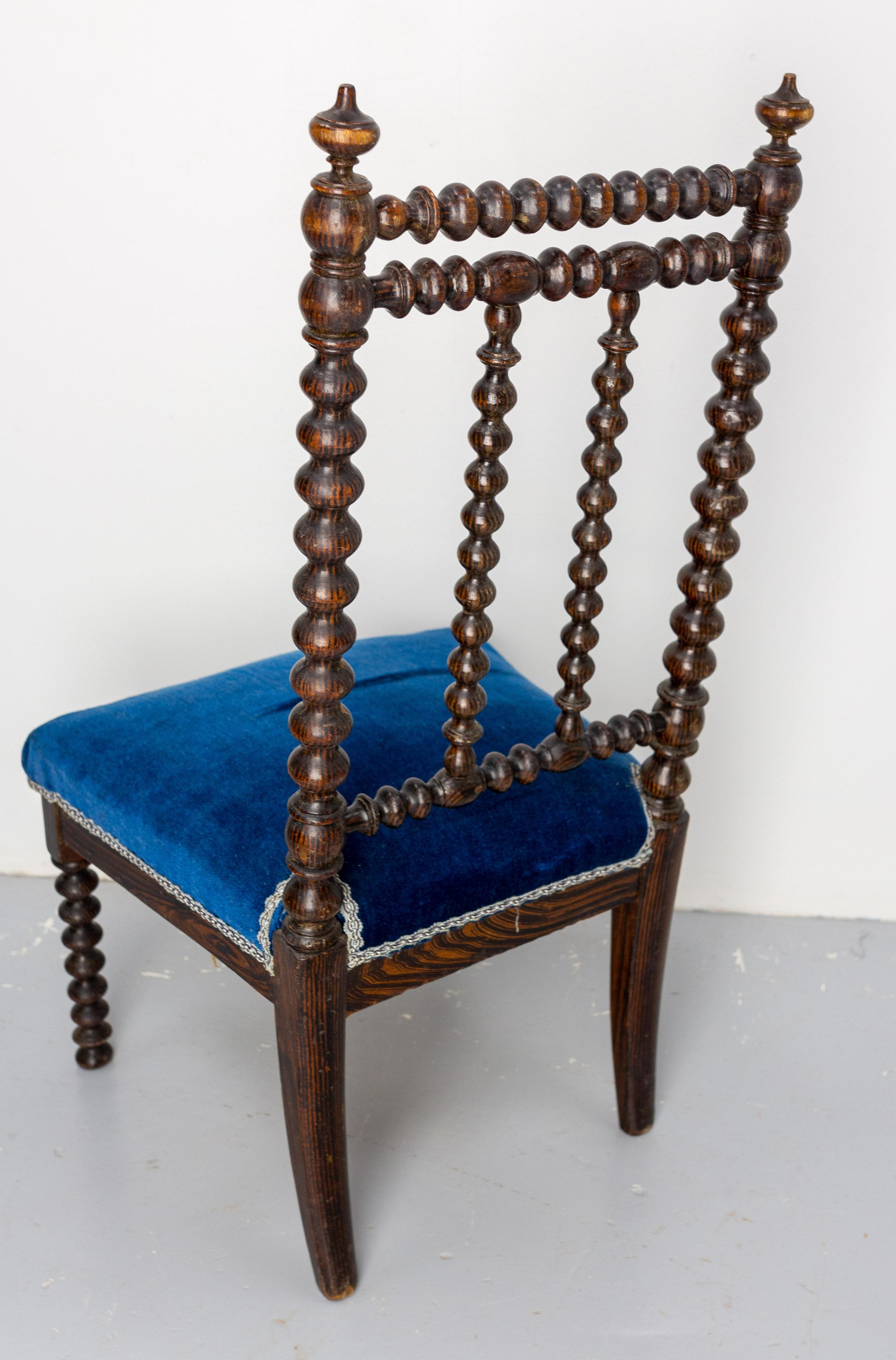 Napoleon III Chair with Turned Beech and Velvet for Child French, circa 1880 For Sale 3