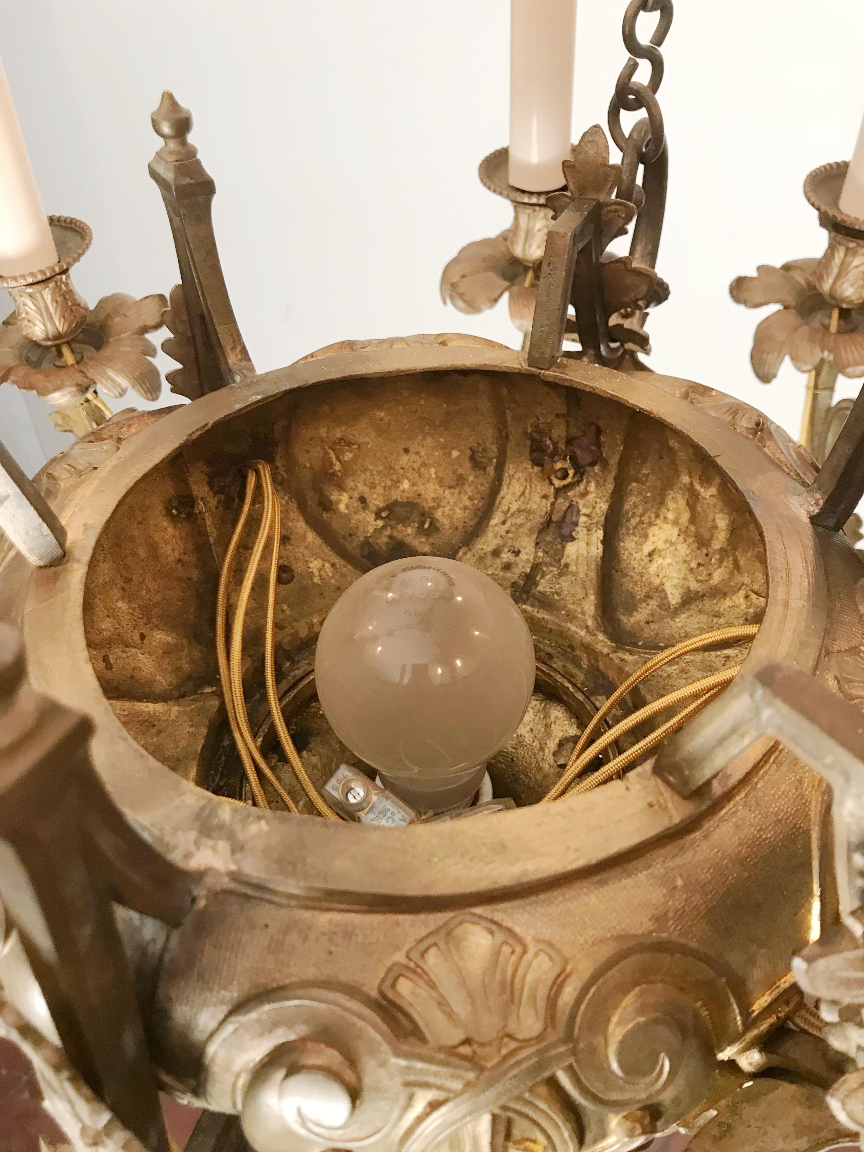 Lampadario Napoleone III in bronzo con braccio a sei luci in vendita 2