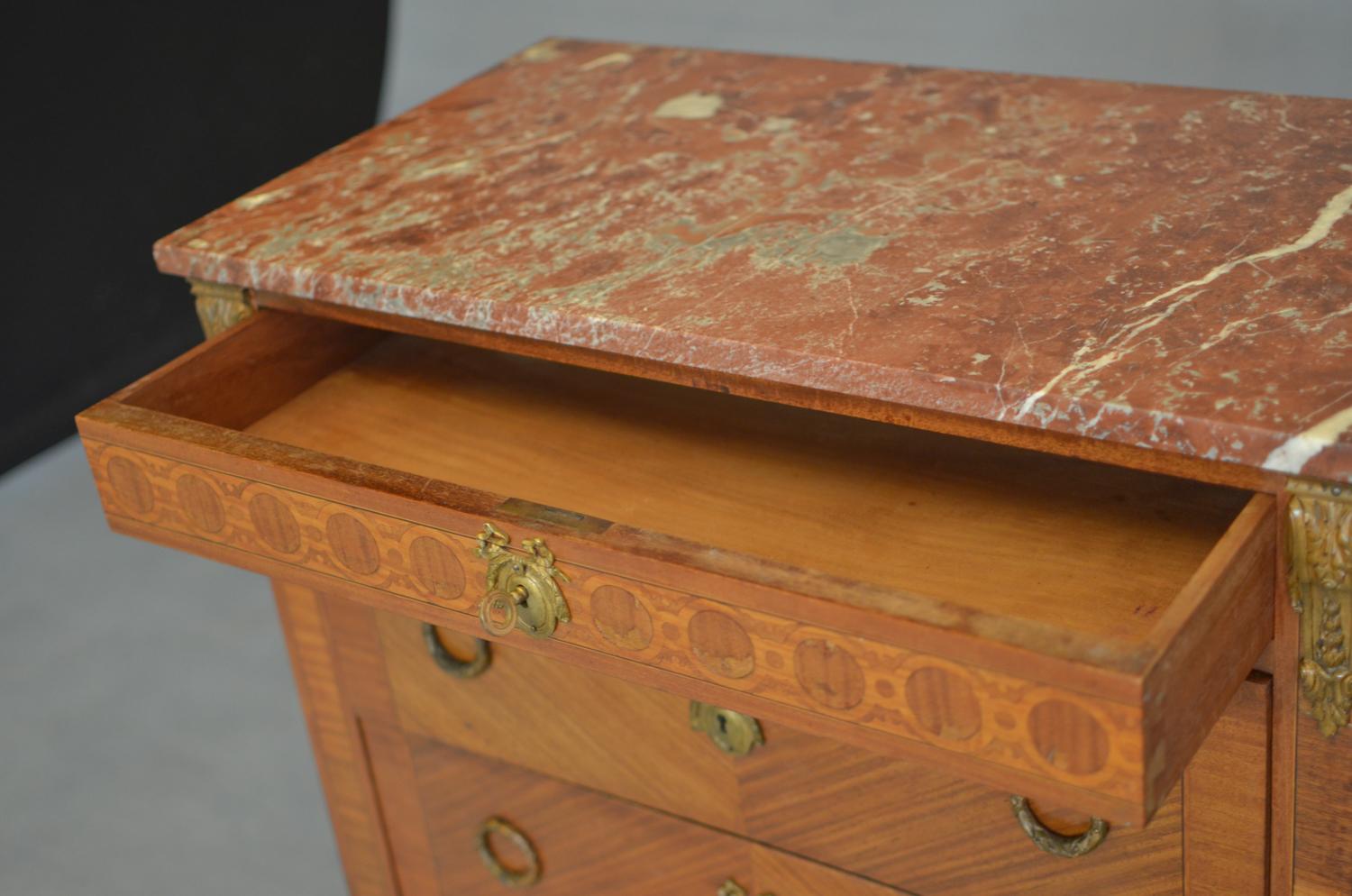 Napoleon III Chest of Drawers Three Rosewood Drawers and 1880 French Marble Top For Sale 4