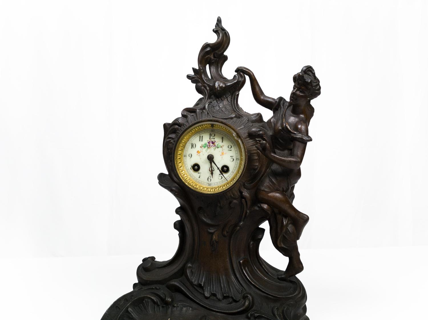 French Napoleon III Chimney Clock, (19th Century) For Sale