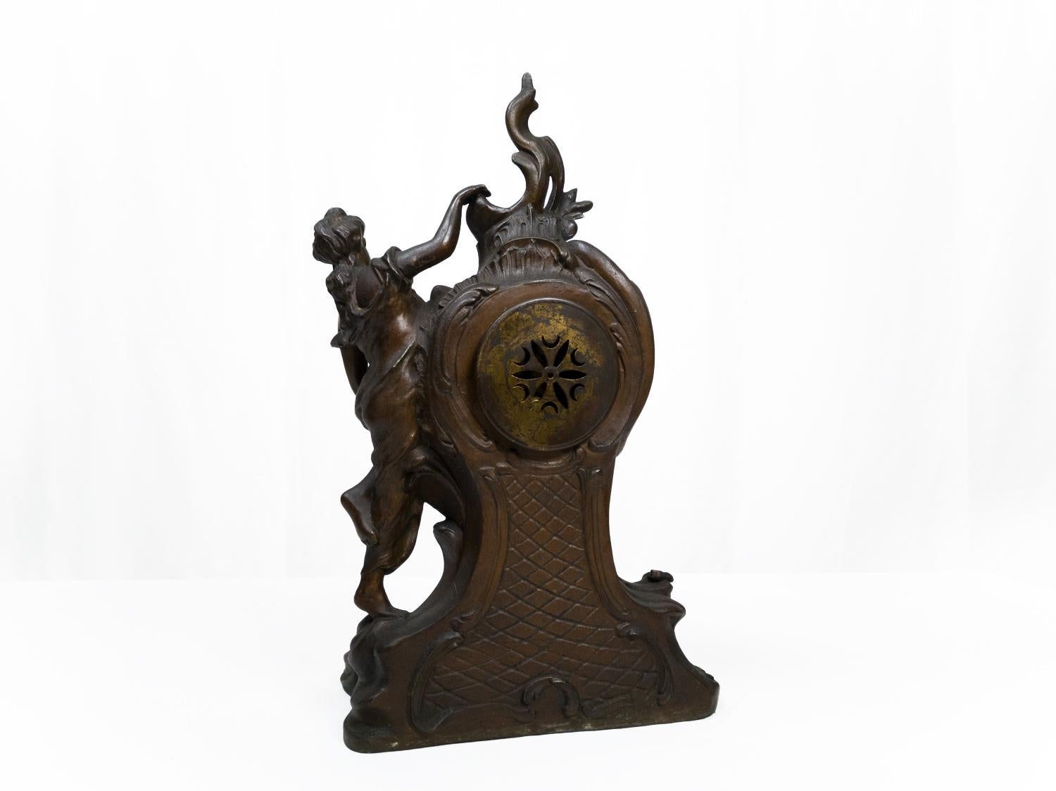Napoleon III Chimney Clock, (19th Century) In Good Condition For Sale In Lisbon, PT
