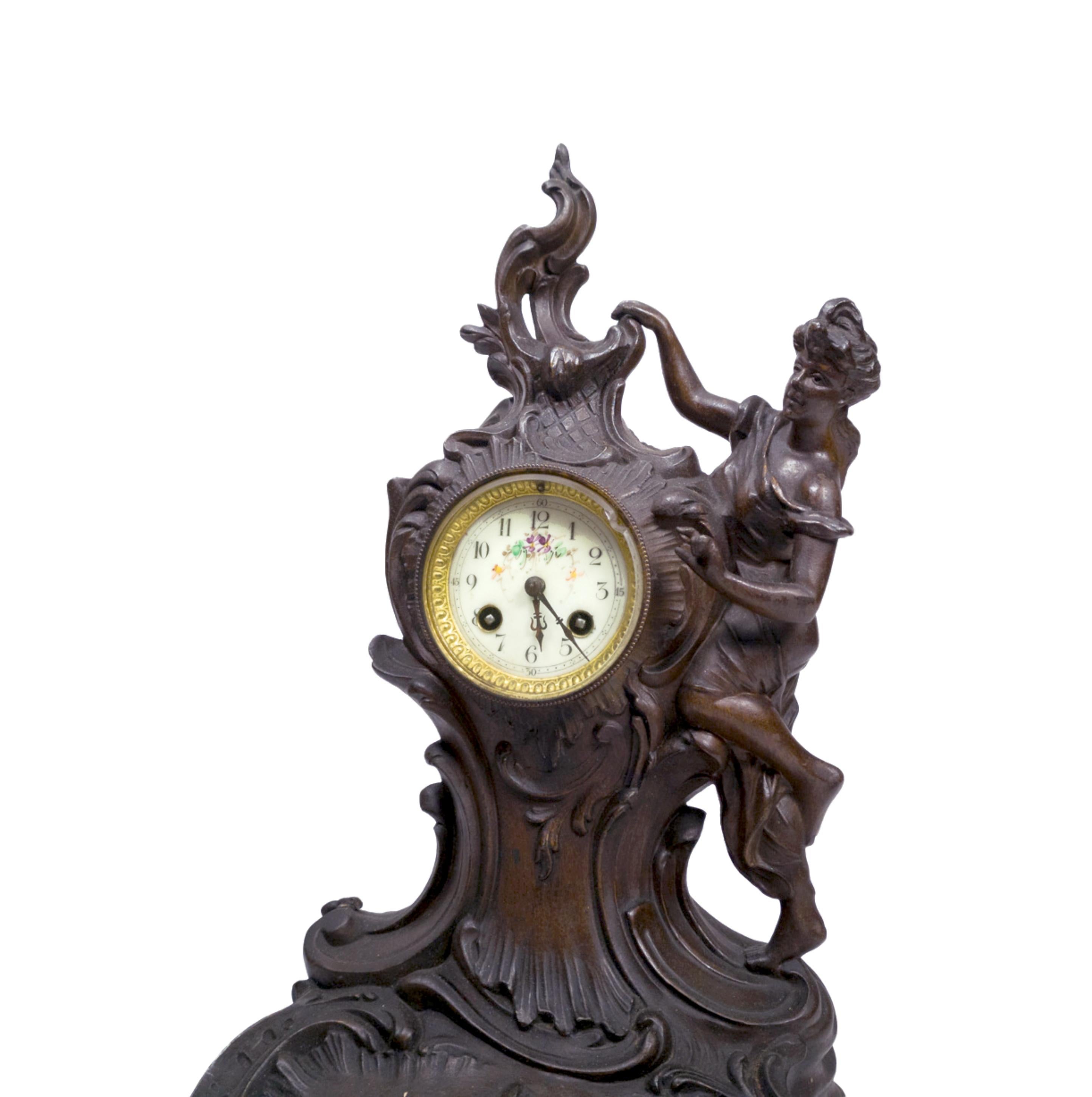 Napoleon III Chimney Clock, 19th Century In Good Condition For Sale In Lisbon, PT