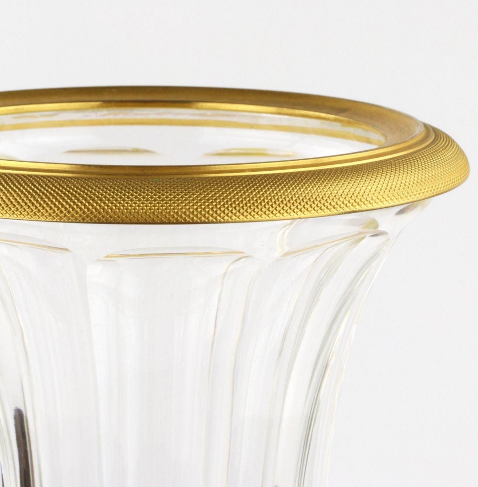 XIXe siècle Vase en cristal Napoléon III, Empire, France 19e siècle avec vidéo en vente