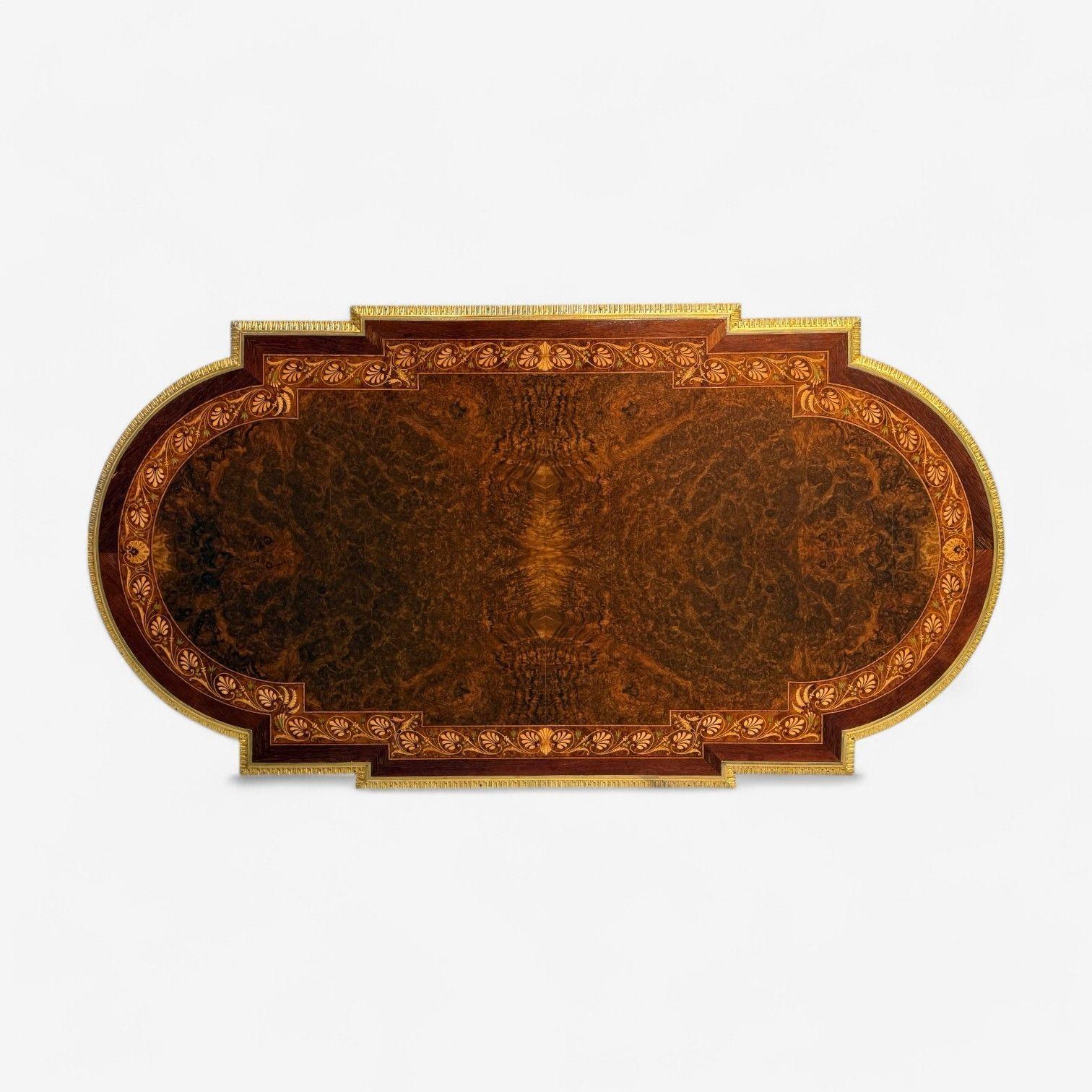 Napoleone III, scrivania, tavolo da centro, bronzo, tartaruga intarsiata, Francia, XIX secolo in vendita 3