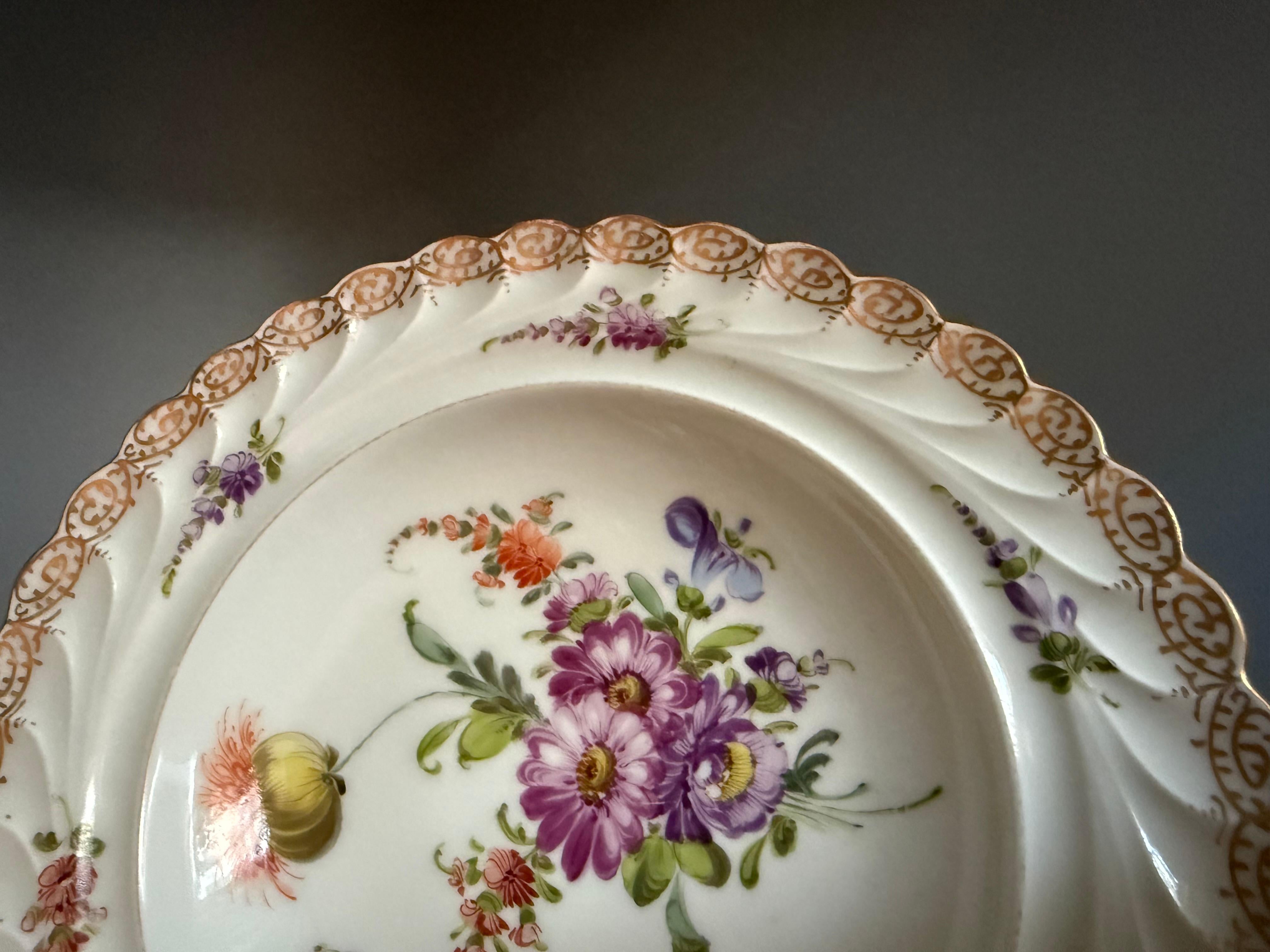 Napoleon III Dresden Teller Donath Co Ende 19. Jahrhundert (Spätes 19. Jahrhundert) im Angebot
