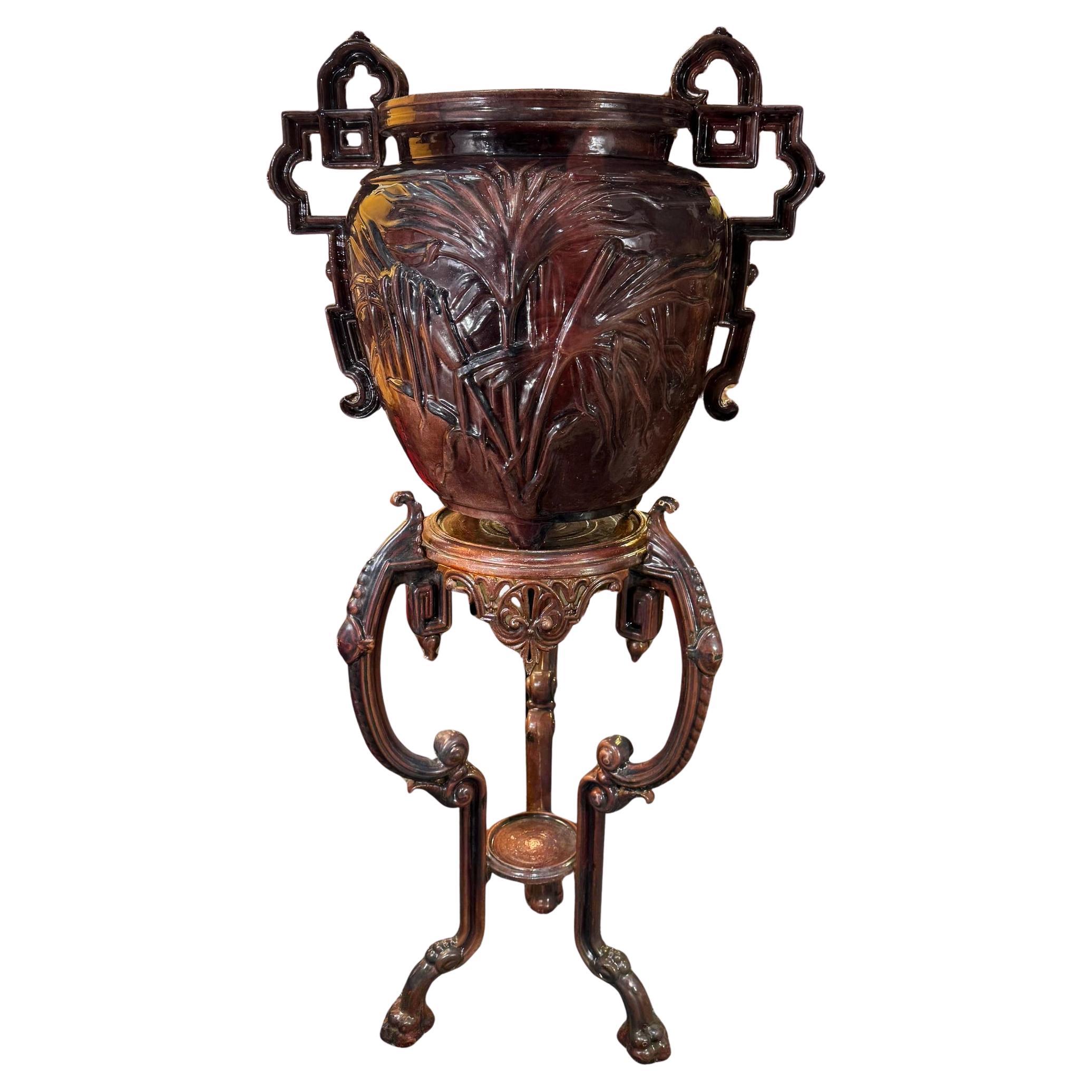 Napoleon III enamelled cast-iron planter, Japanese decor, France, circa 1880 For Sale