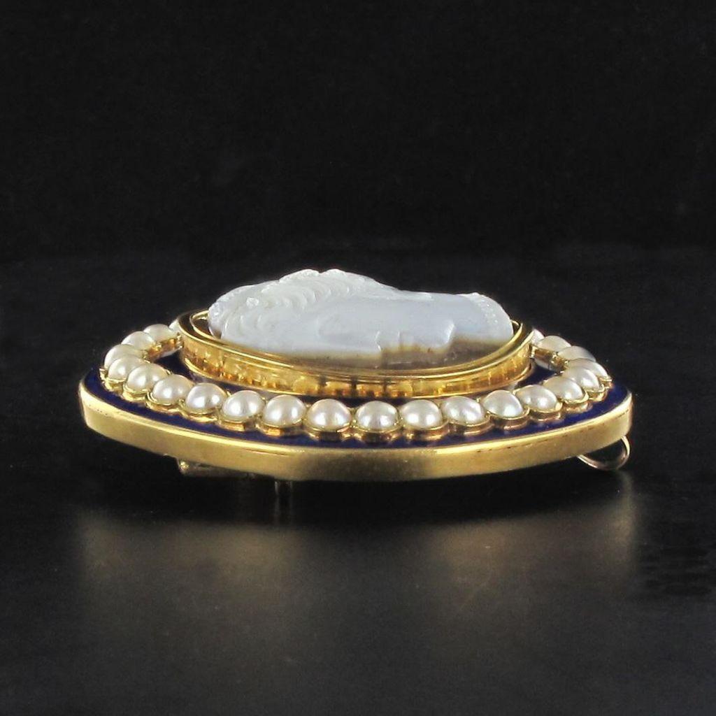 Napoleon III Natural Pearl Enamel Agate Gold Cameo Brooch 5