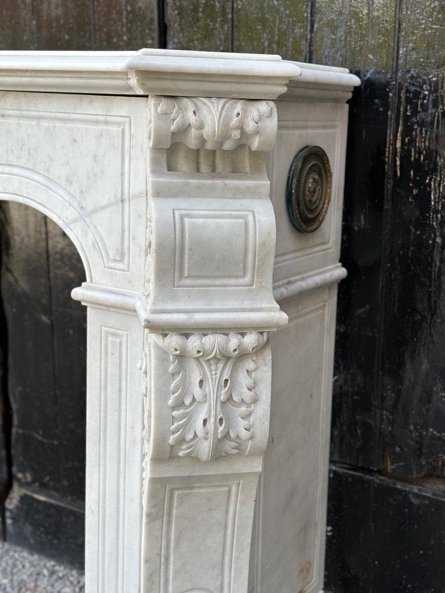 French Napoleon III Fireplace in Carrara Marble, circa 1880 For Sale