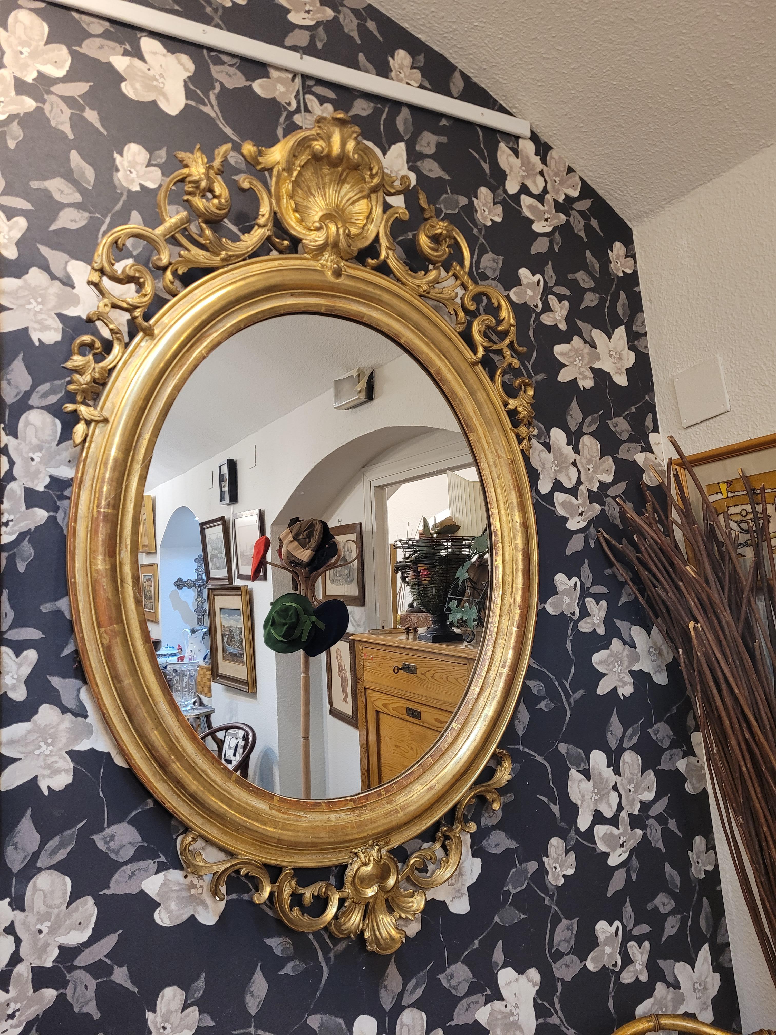 Napoleón III, French Gildwood Mirror, oval , floral carved gildwood 6