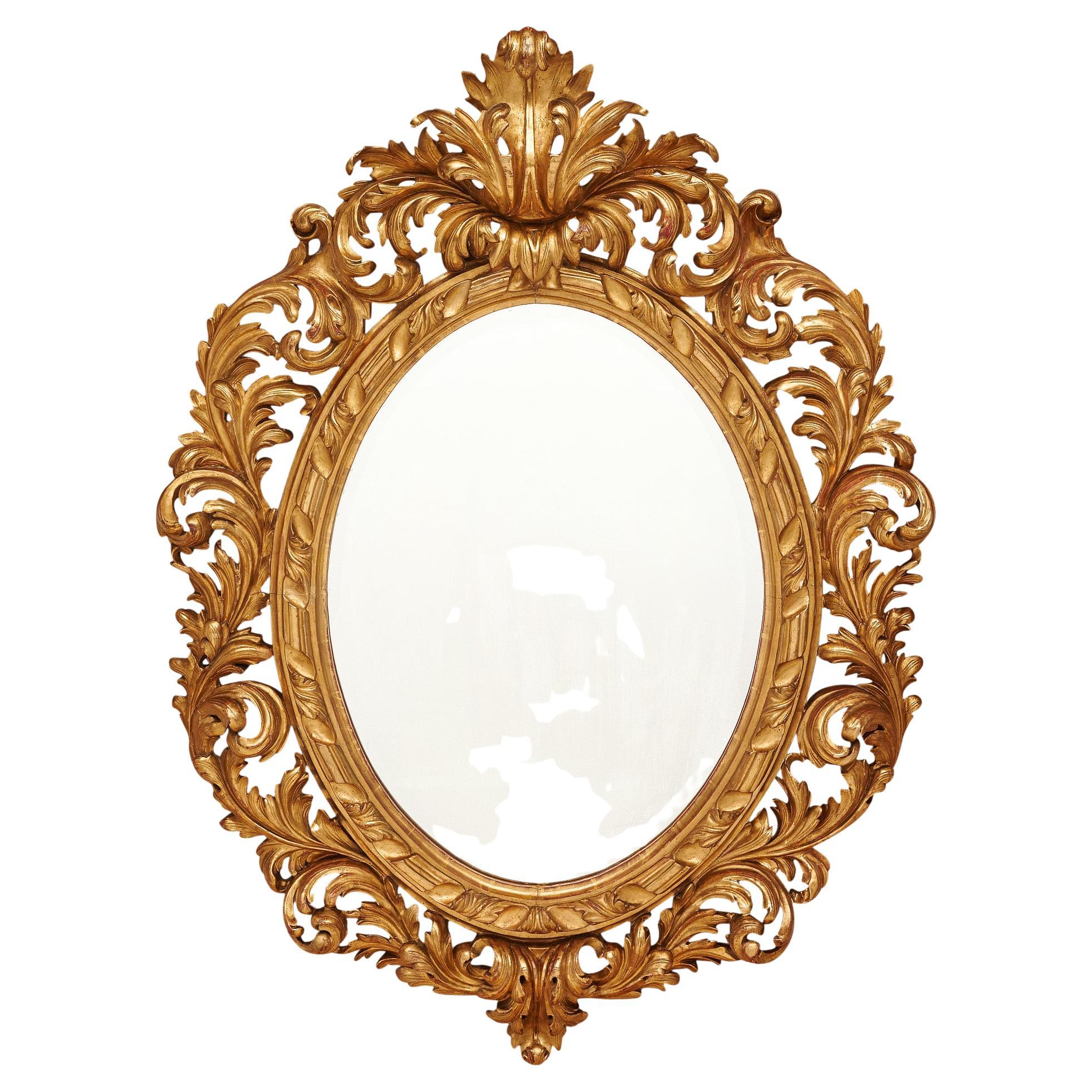 Specchio Napoleone III in foglia d'oro, legno intagliato a mano, Francia, circa 1880