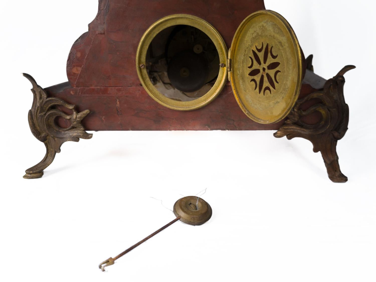 Horloge de cheminée paysanne française Napoléon III, 19e siècle en vente 3