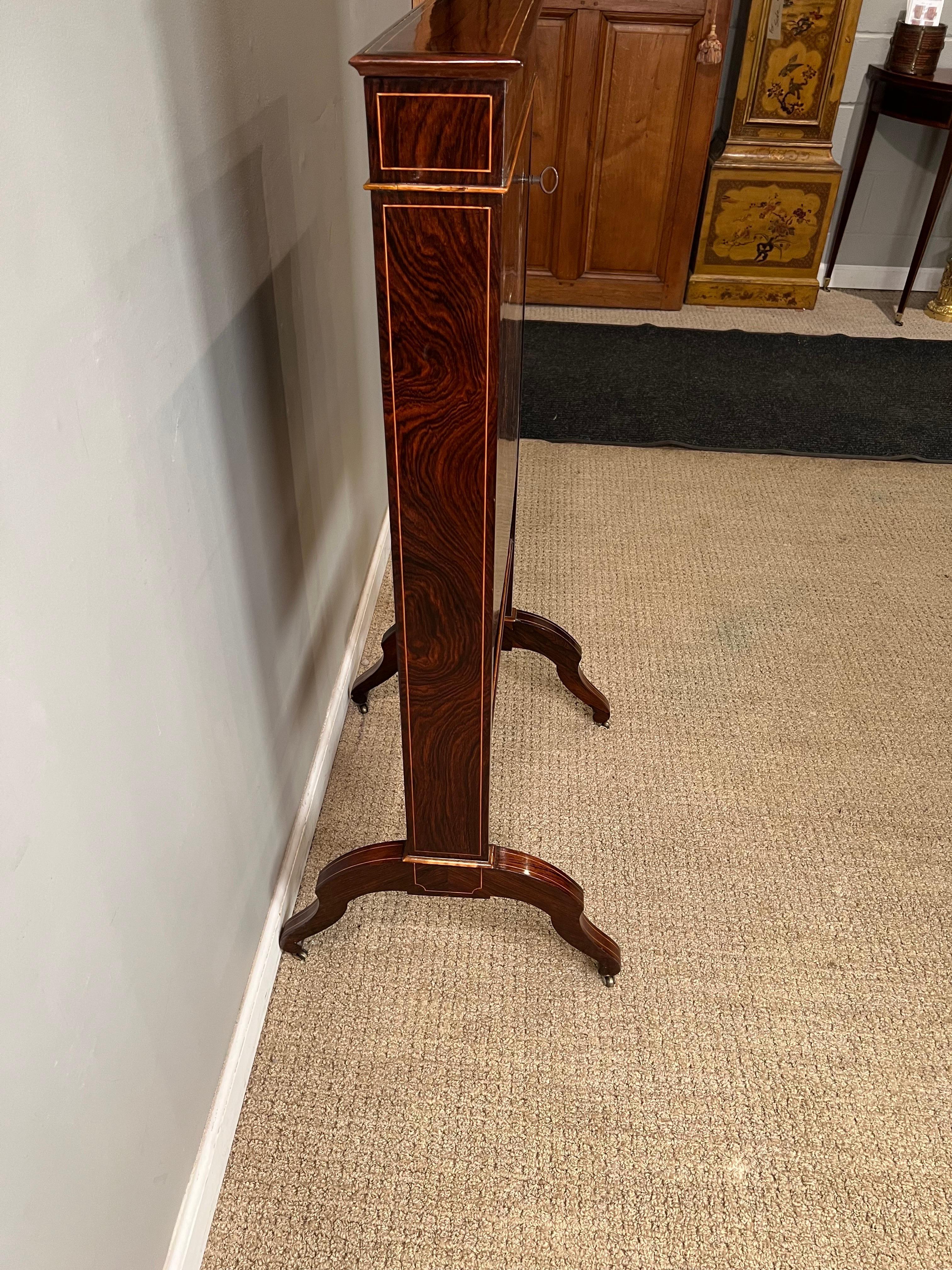 Napoleon III French Travel Fall Front Desk in Rosewood and Boxwood Veneer 1860s For Sale 3