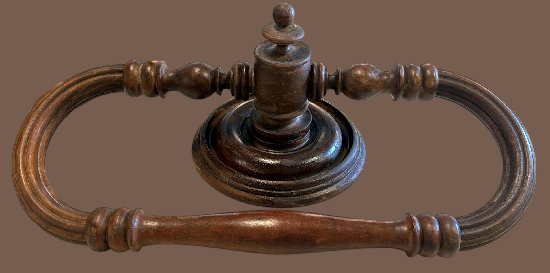 Fatto a mano Portasciugamani da parete francese Napoleone III in vendita
