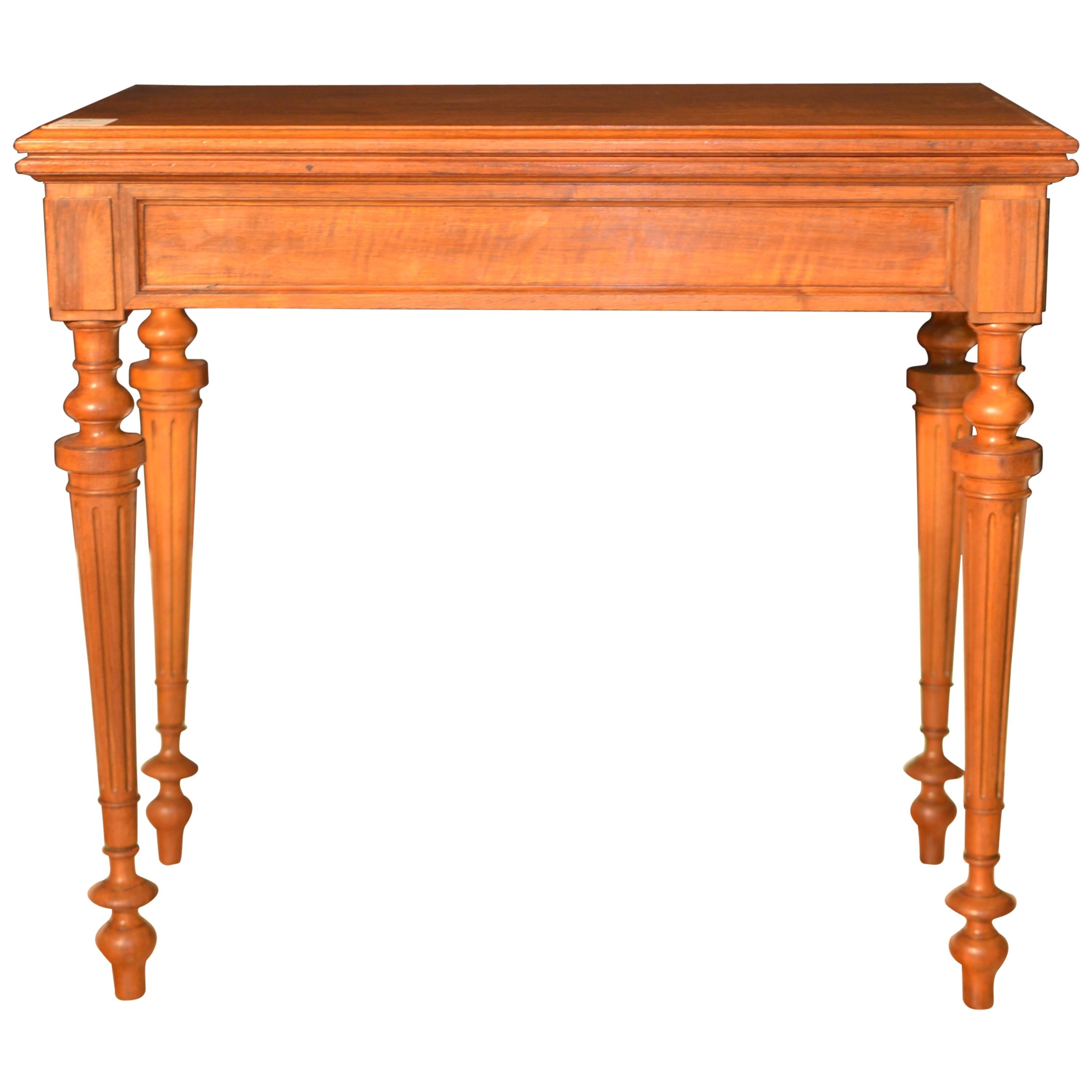 Napoleon III Game Table in French Walnut from 1880 For Sale