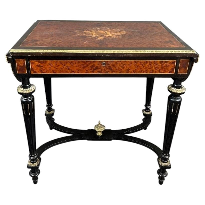 Napoleon III Gaming Table in Amboyna Wood, 19th Century For Sale