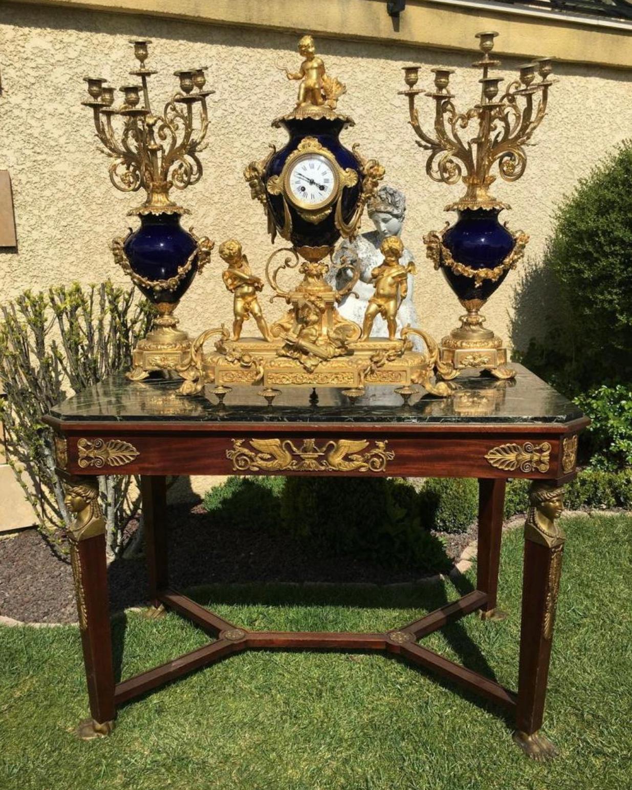 Napoleon III, Gilt Bronze and Porcelain Mantel Clock, 19th Century For Sale 8