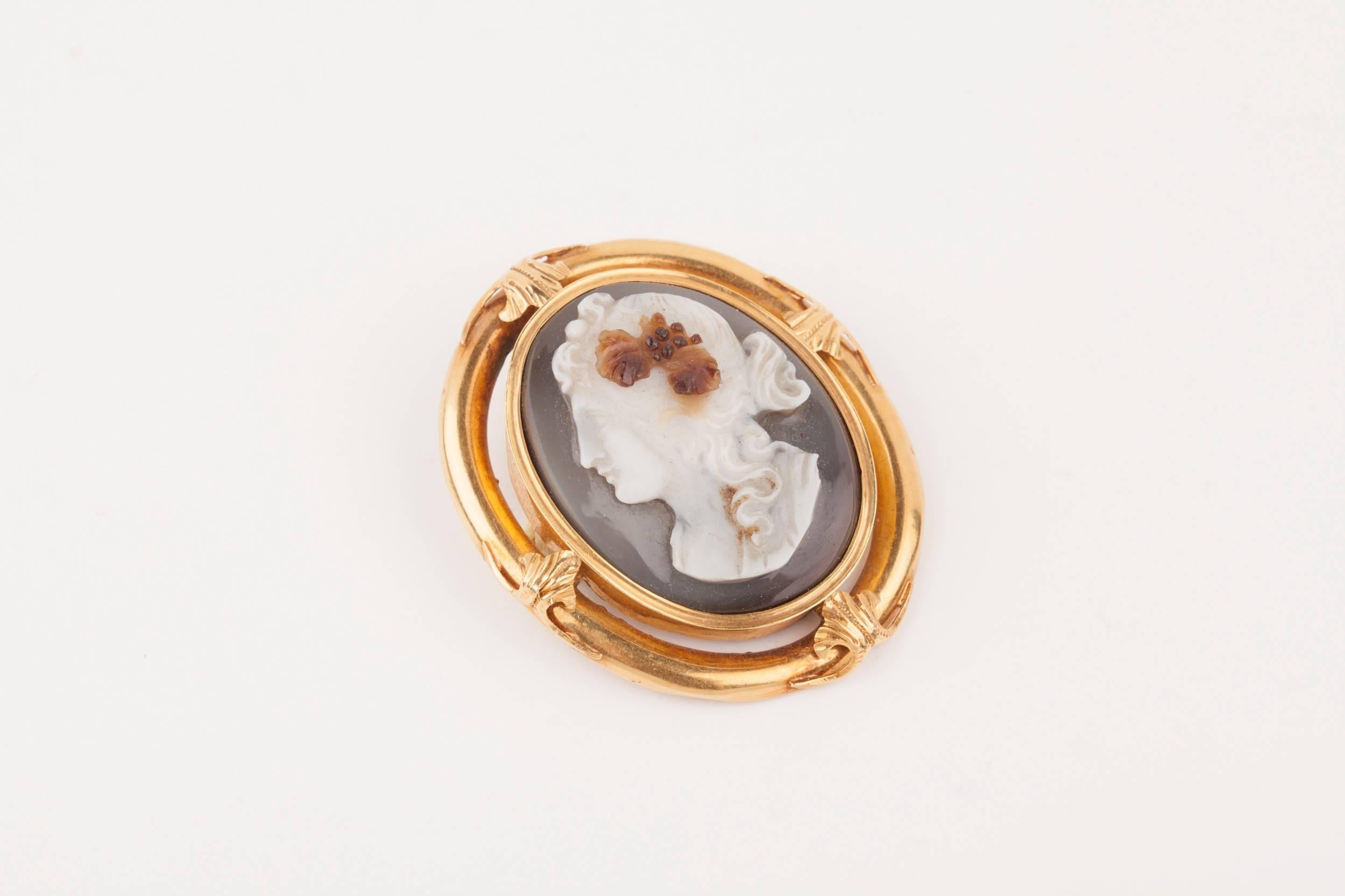 Napoleon III Gold and Agate  Cameo Brooch 3
