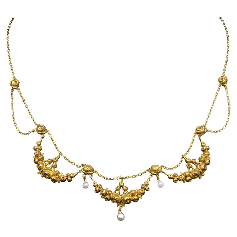 Napoleon III Gold Rose Necklace with Fresh Water Pearls For Sale at 1stDibs
