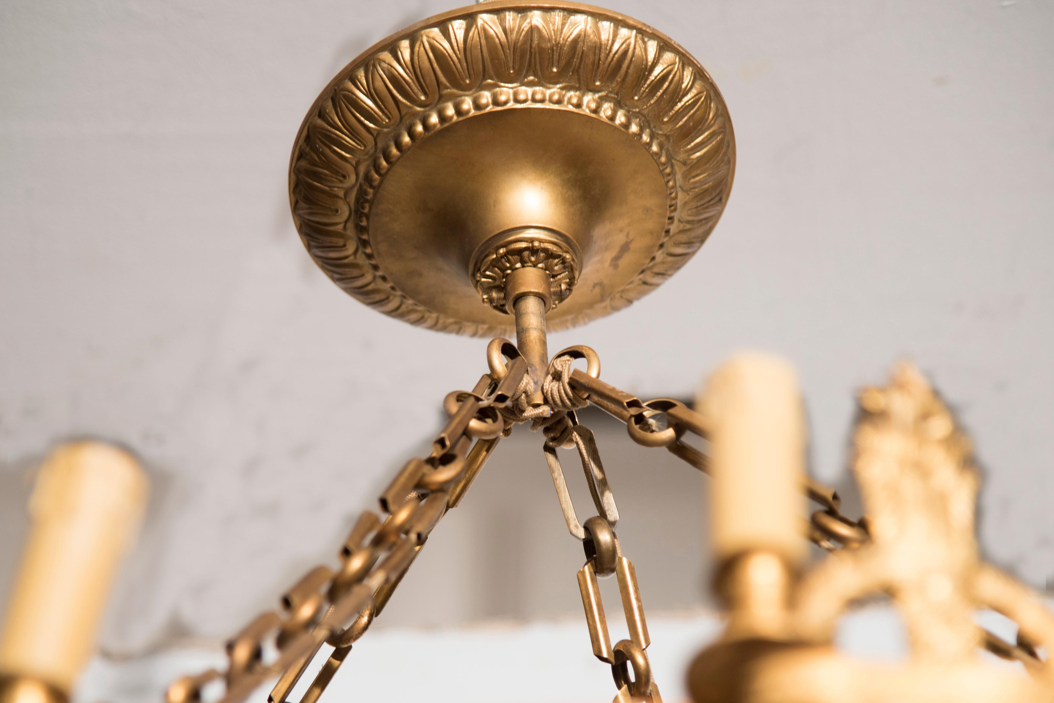 Napoleon III Golden Bronze Eight-Light Rounded Chandelier For Sale 7