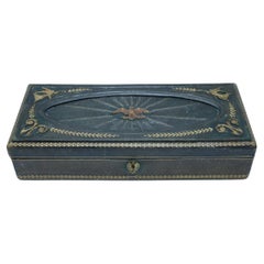 Antique Napoleon III green leather embossed multiple ring box, France, XIX century.