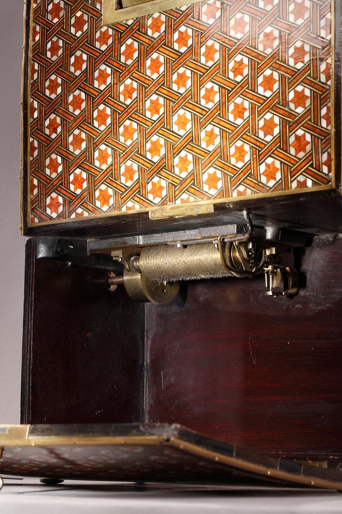 Napoleon III Inlaid Wood Marquetry Billet-Doux Cylinder Music Box 1