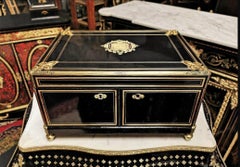 Boîte à bijoux Napoléon III en marqueterie Boulle:: France:: 19e siècle