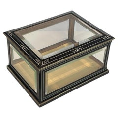 Napoleon III Jewelry Box Lacquer Wood Mother-of-Pearl, circa 1880