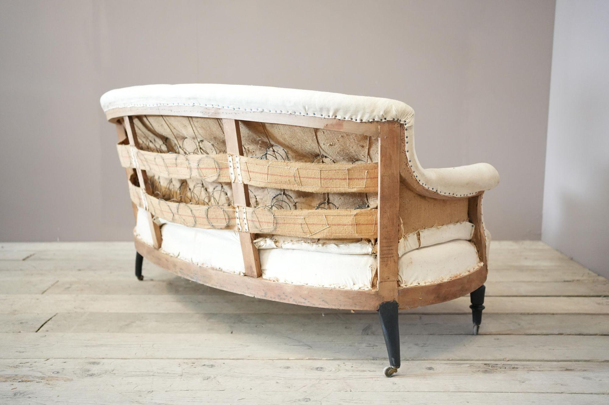 Napoleon III Kidney shaped sofa 2
