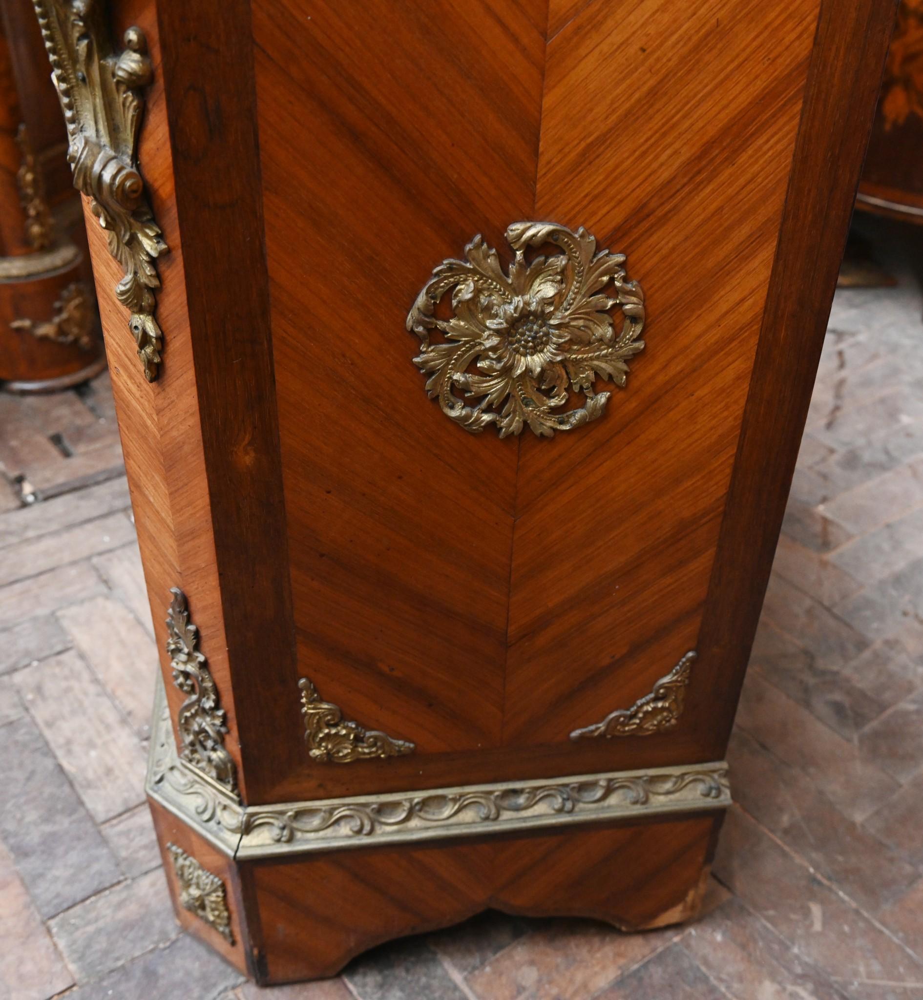 Gabinetto di Napoleone III in legno di rena Sèvres con placche 1860 in vendita 1