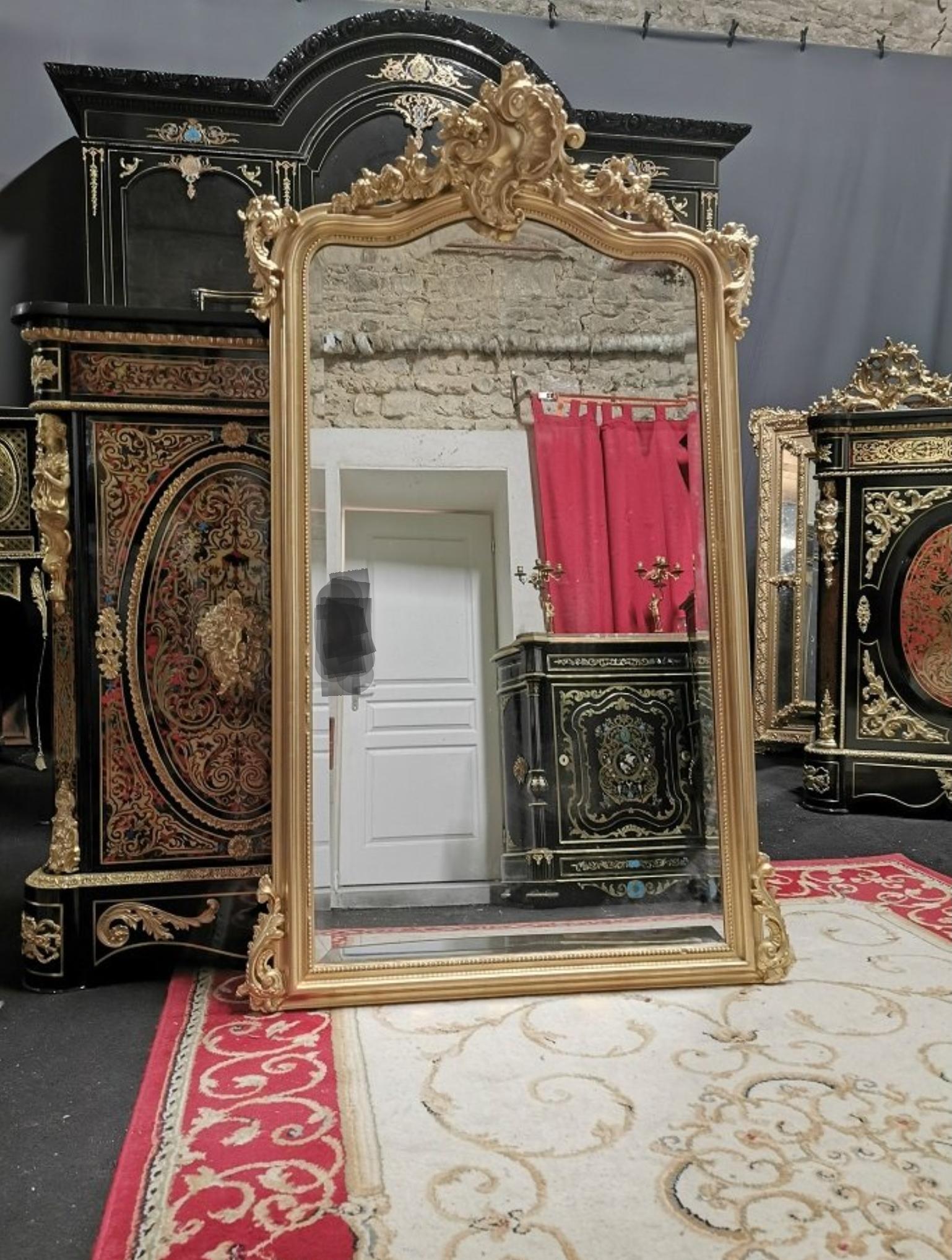 Napoleon III Large French Wall Mirror, 19th Century In Good Condition In Paris, FR