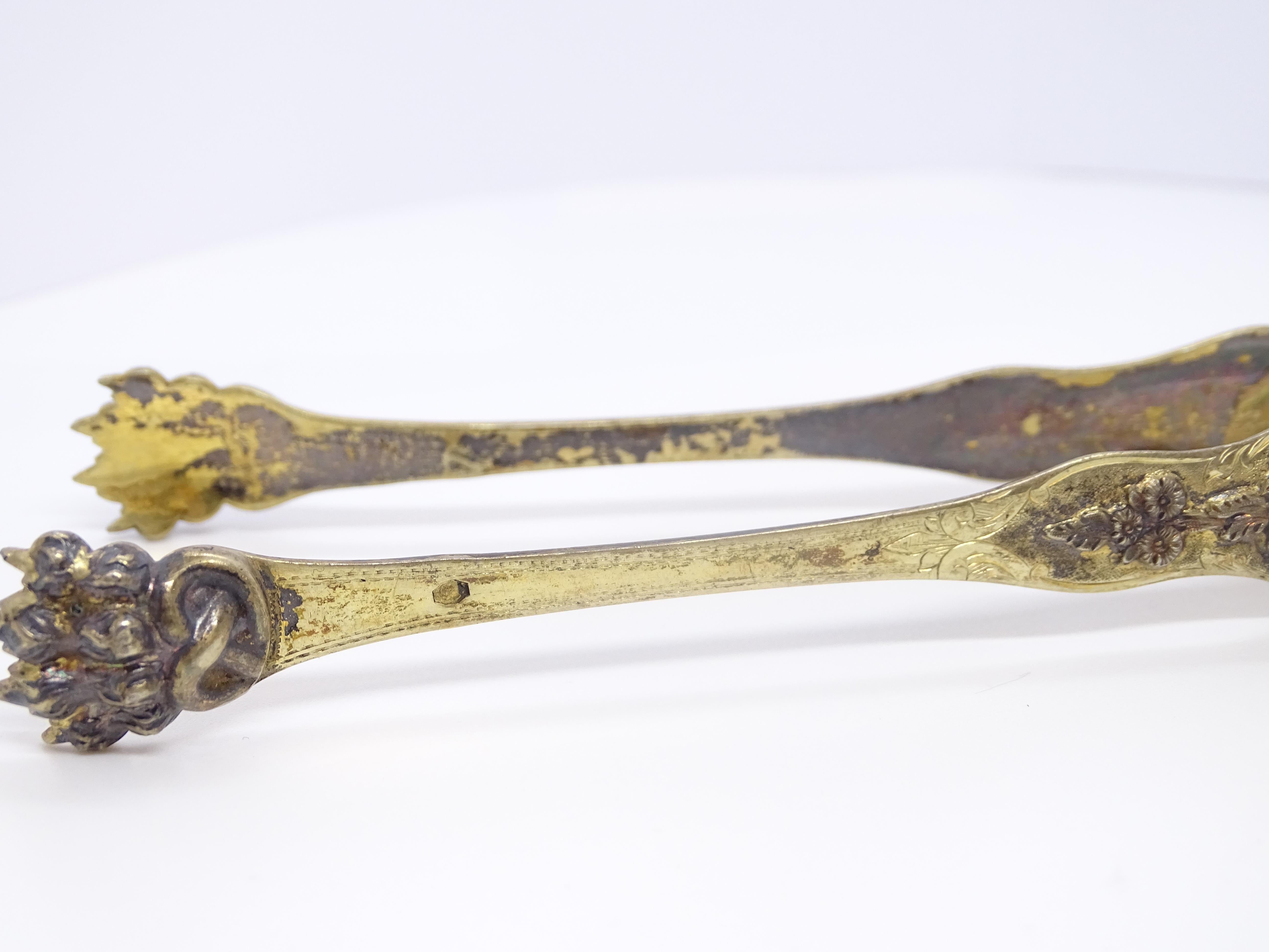 Napoleón III Pata de león Pinzas para azúcar plata vermeille Francia en venta 12