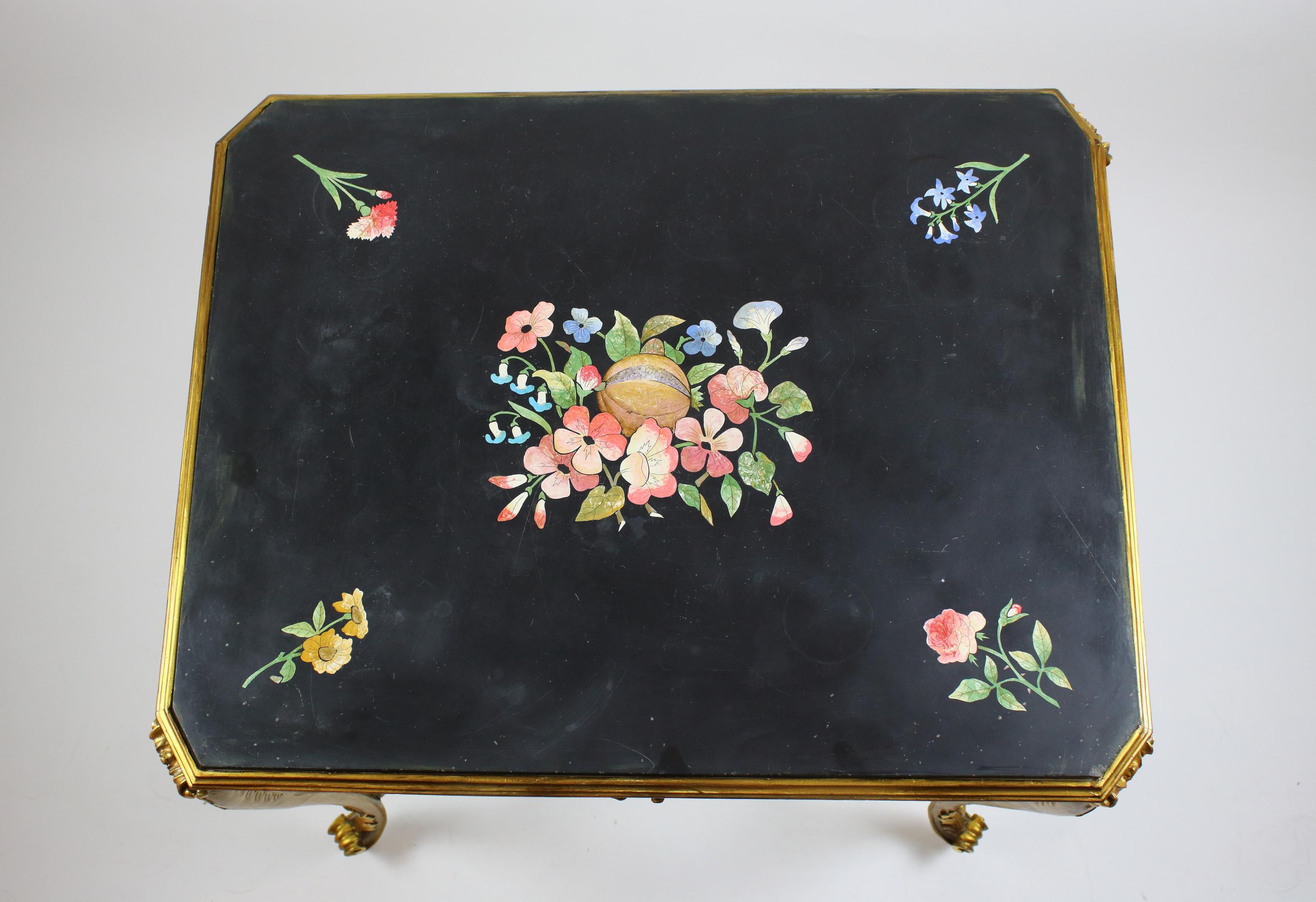 Table centrale à dessert en bois doré de style Louis XV avec plateau en scagliola de style Napoléon III en vente 6