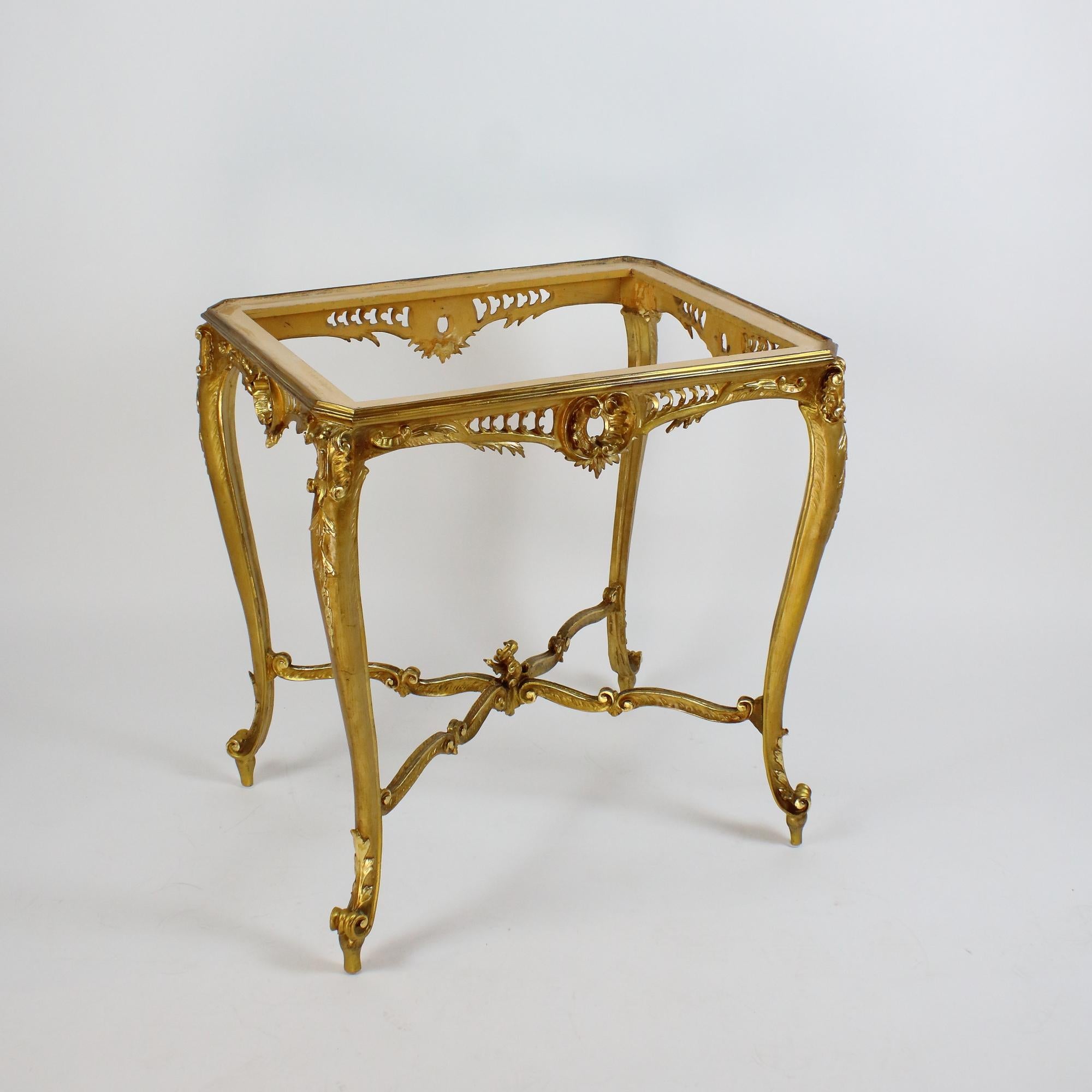 Table centrale à dessert en bois doré de style Louis XV avec plateau en scagliola de style Napoléon III en vente 13
