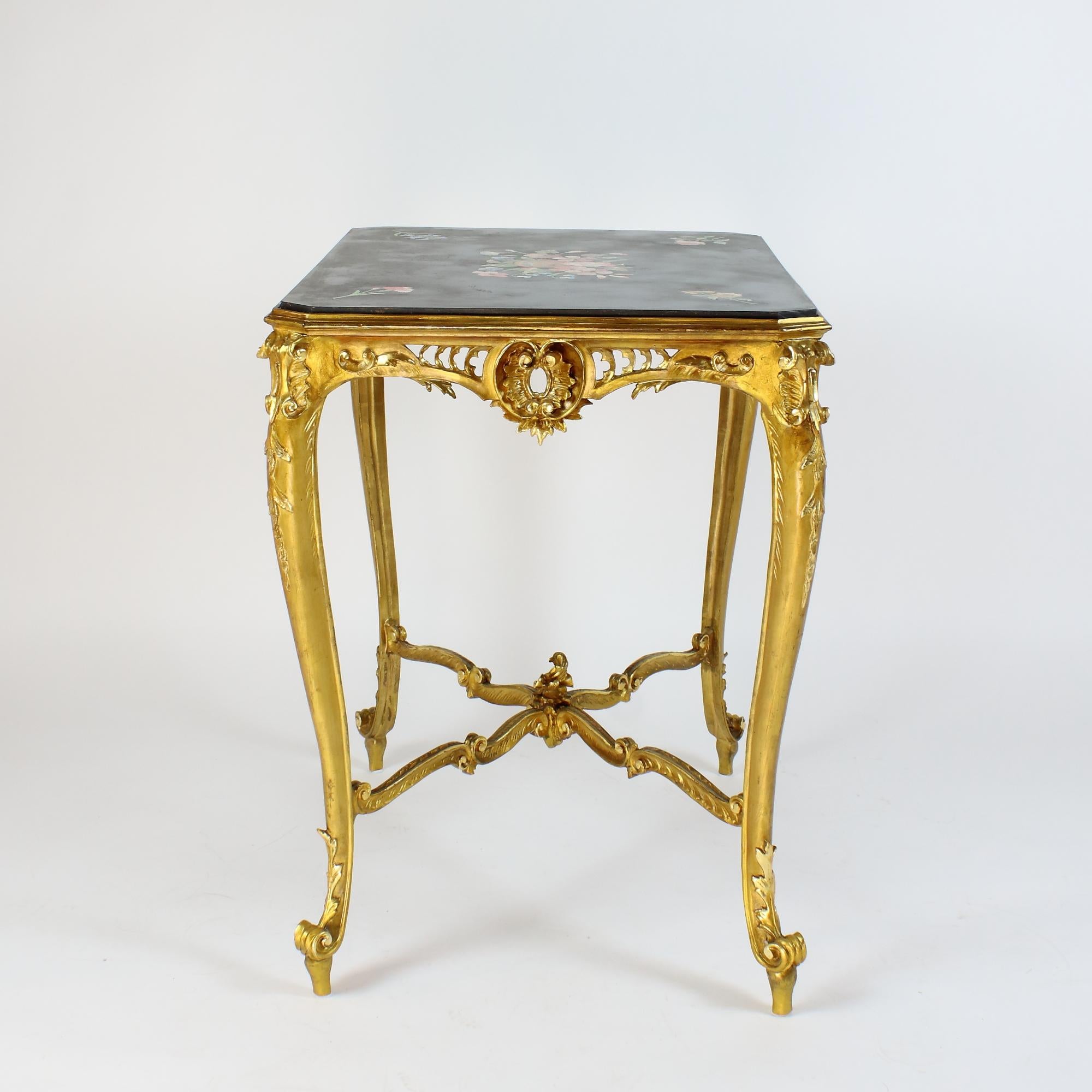 Desserttisch aus vergoldetem Holz mit Scagliola-Platte im Louis-XV-Stil von Napoleon III. (Französisch) im Angebot