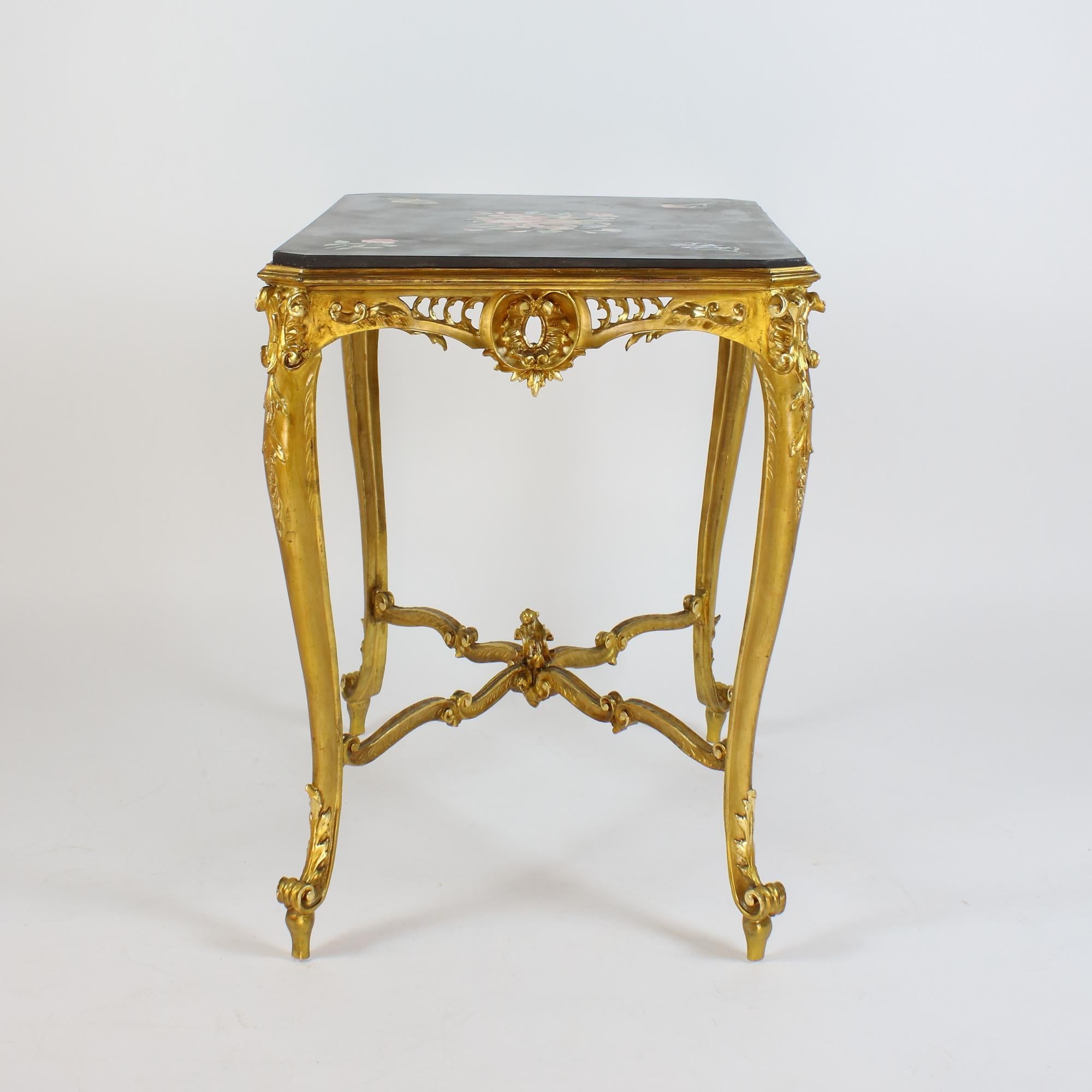 Table centrale à dessert en bois doré de style Louis XV avec plateau en scagliola de style Napoléon III en vente 1