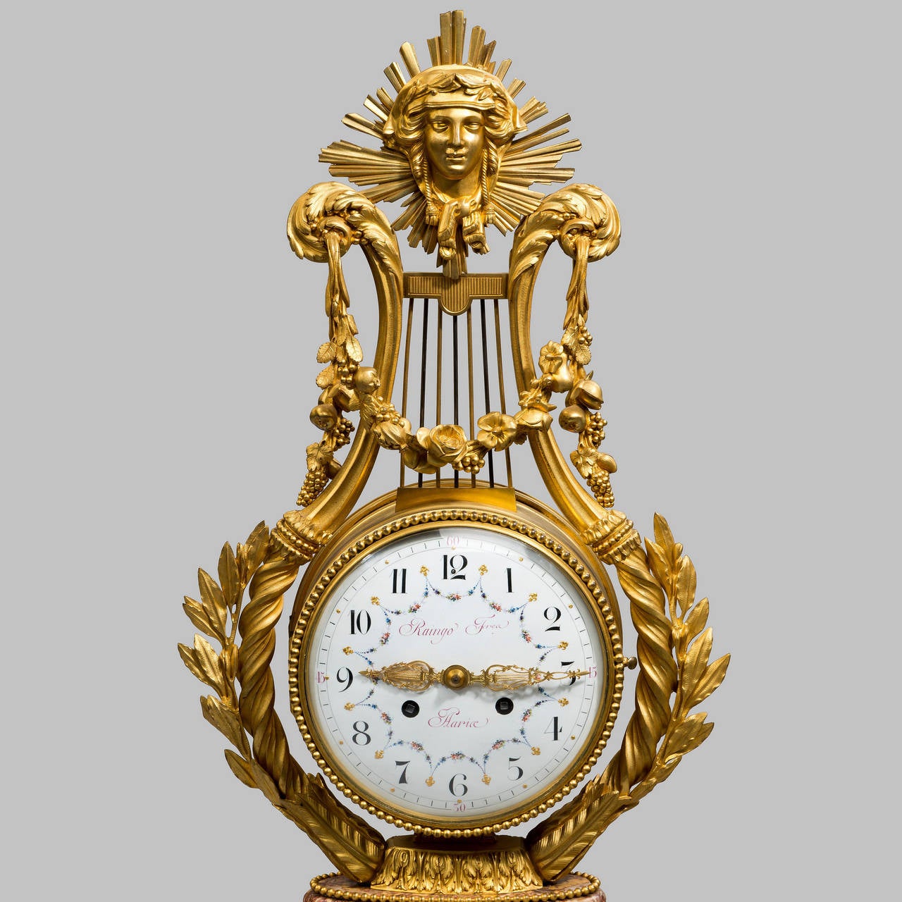 Français Horloge Lyre Napoléon III avec aiguilles en bronze doré en vente