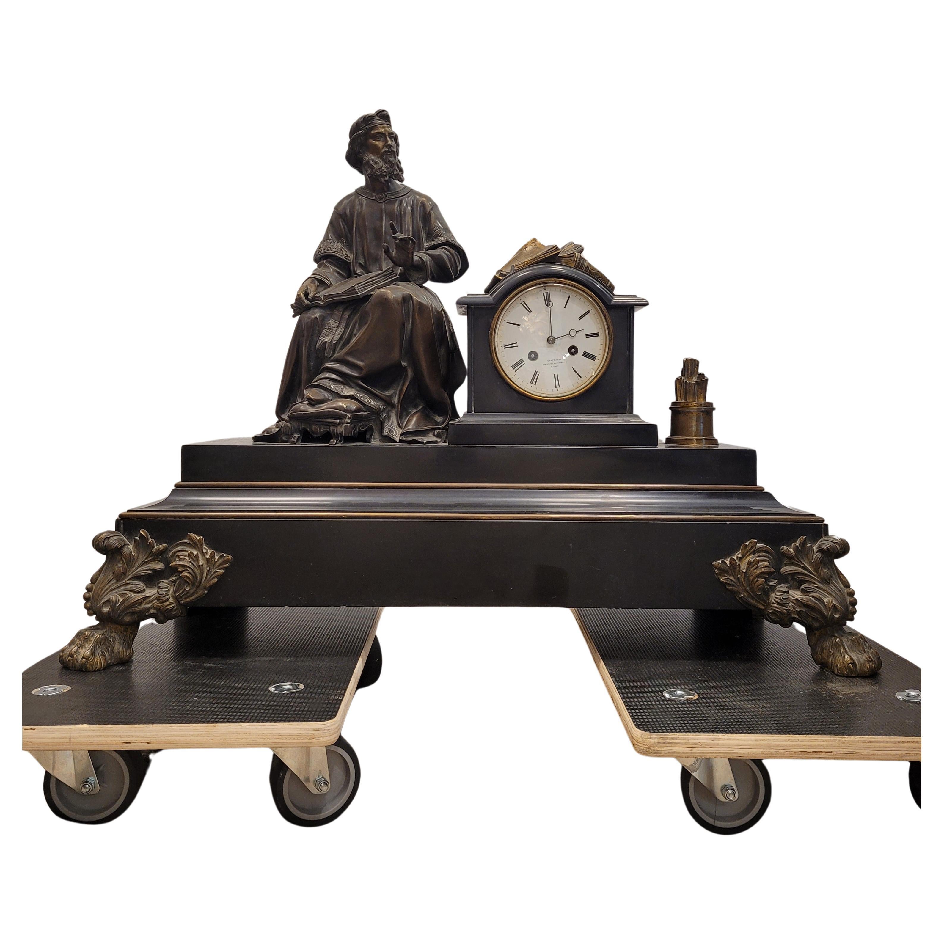 Cheminée Napoléon III  horloge  dans Marbre noir et bronze philosophe sculture