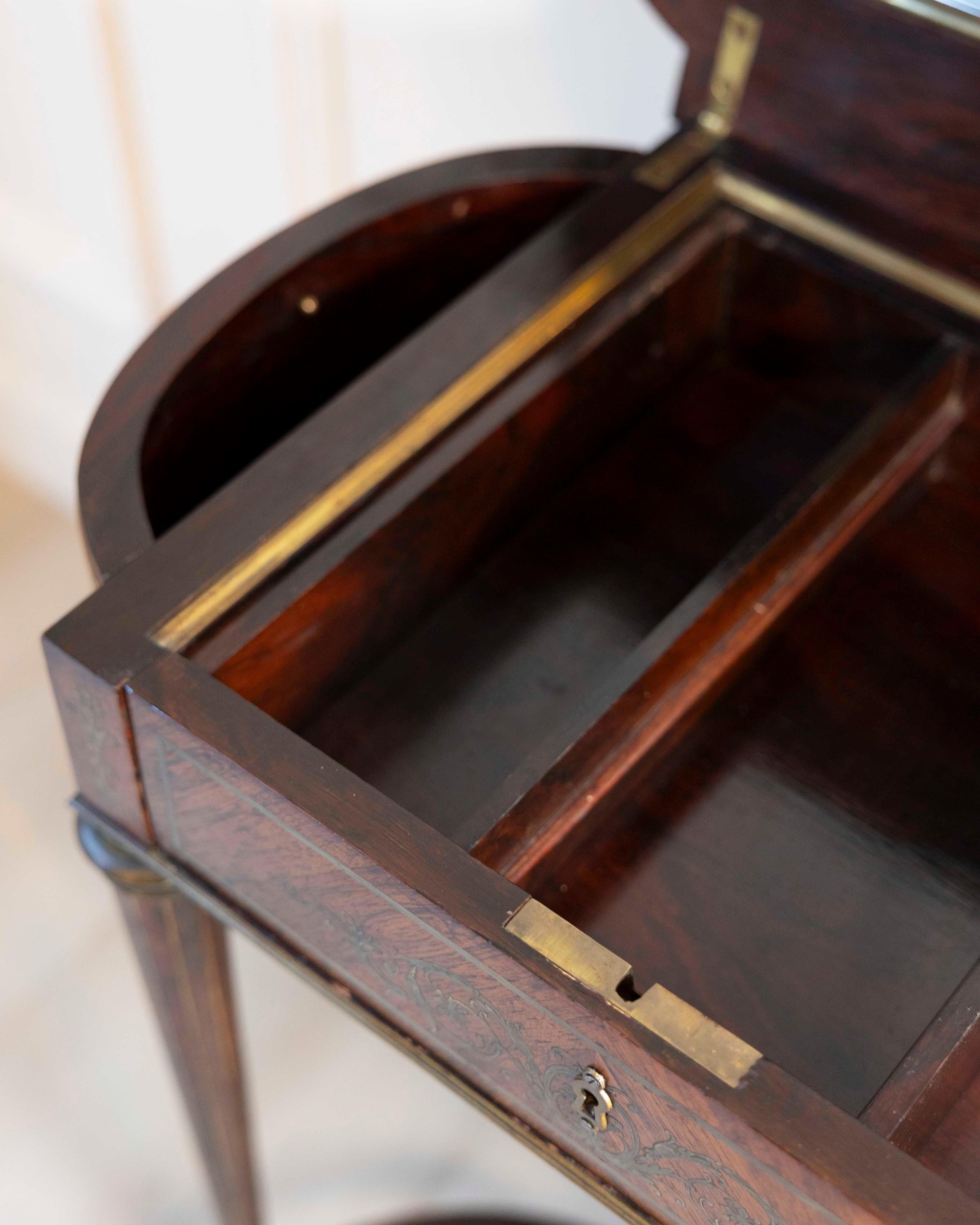 Table d'appoint en marqueterie Napoléon III, France, vers 1870 en vente 8