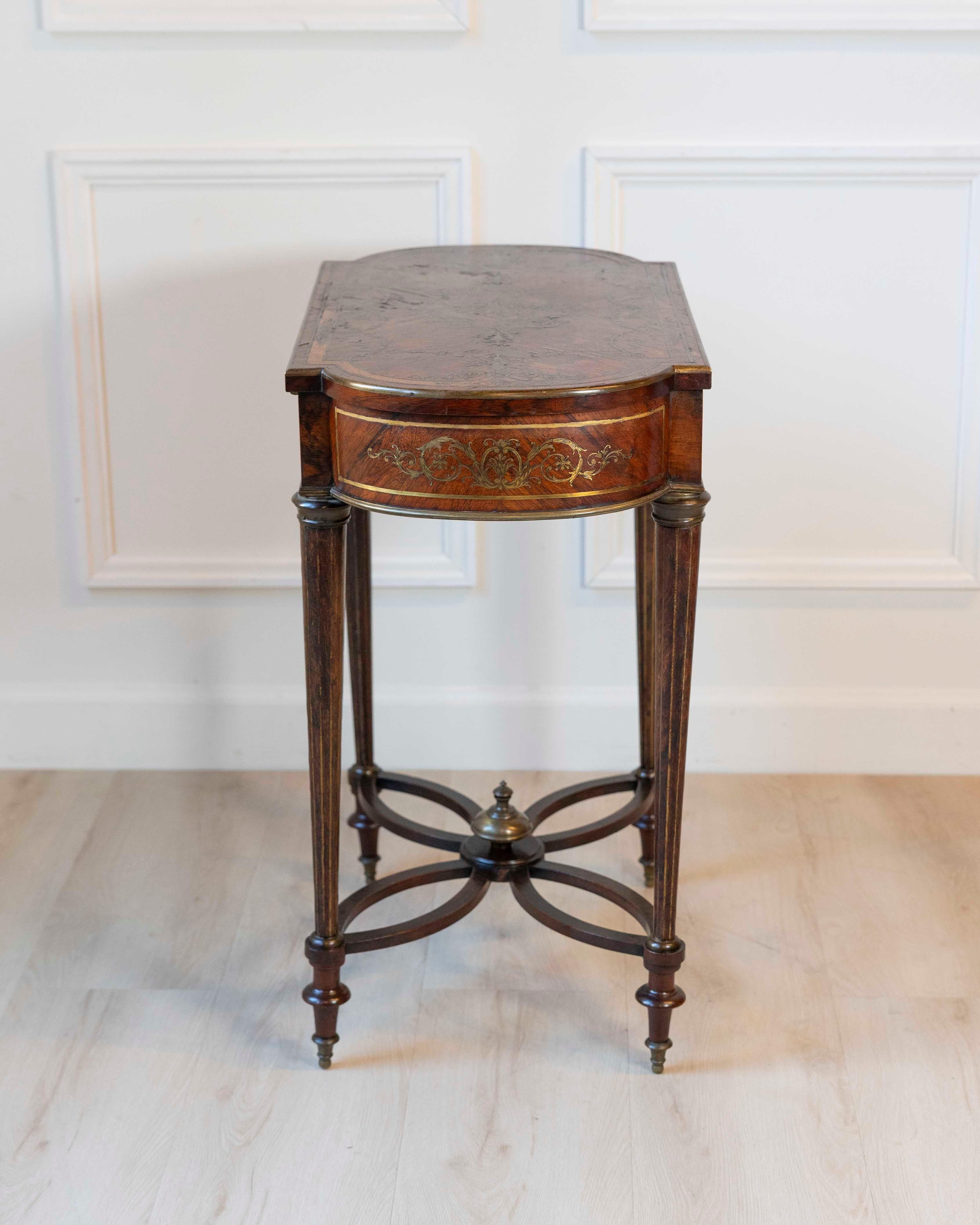 Table d'appoint en marqueterie Napoléon III, France, vers 1870 en vente 1