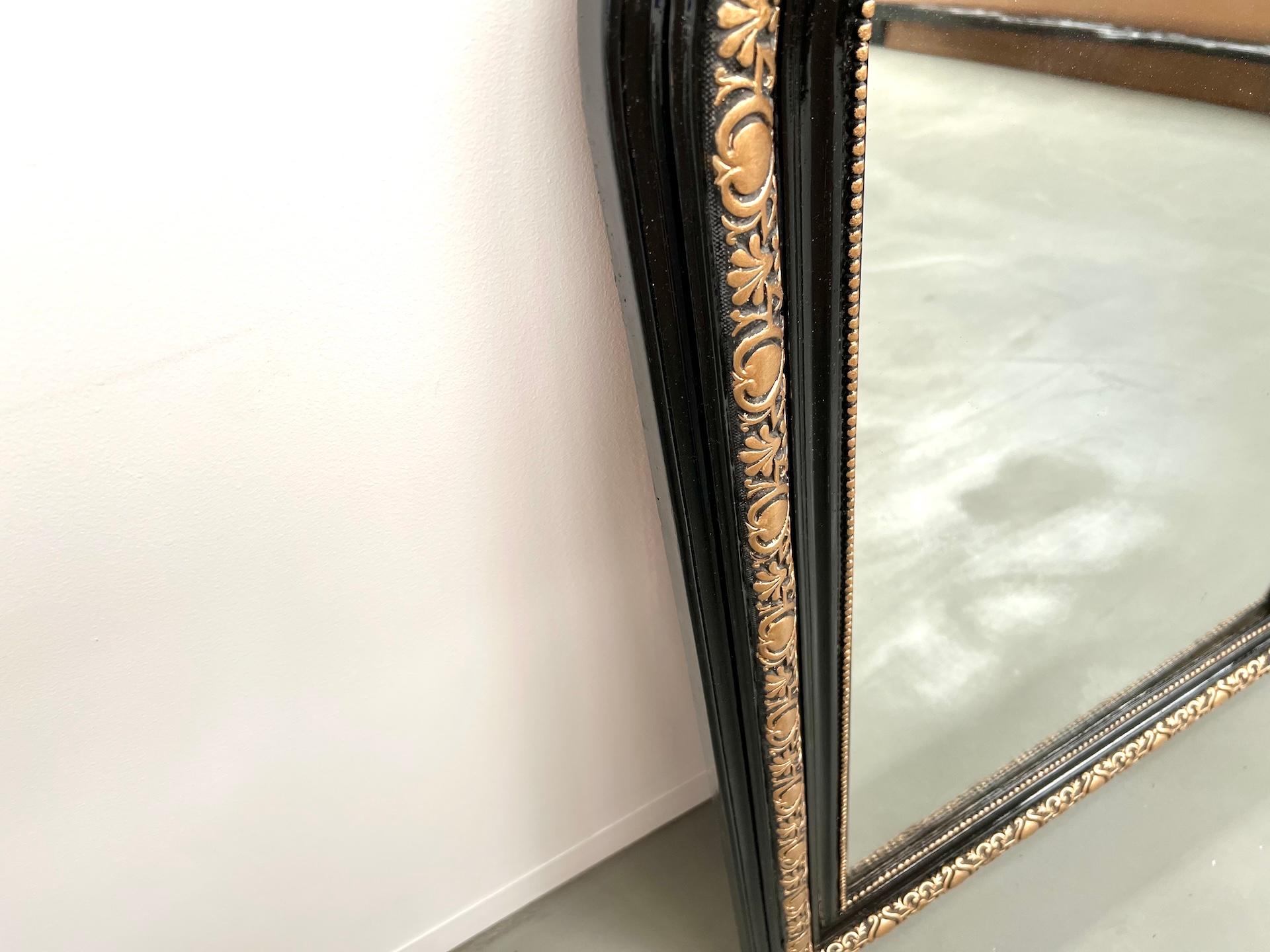 Napoleon III mirror, circa 1880, with its original mercury glass For Sale 11