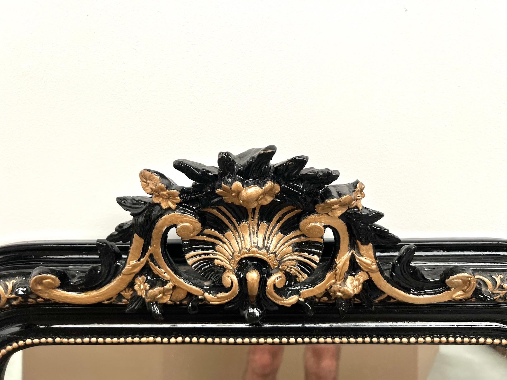 Napoleon III mirror, circa 1880, with its original mercury glass For Sale 3