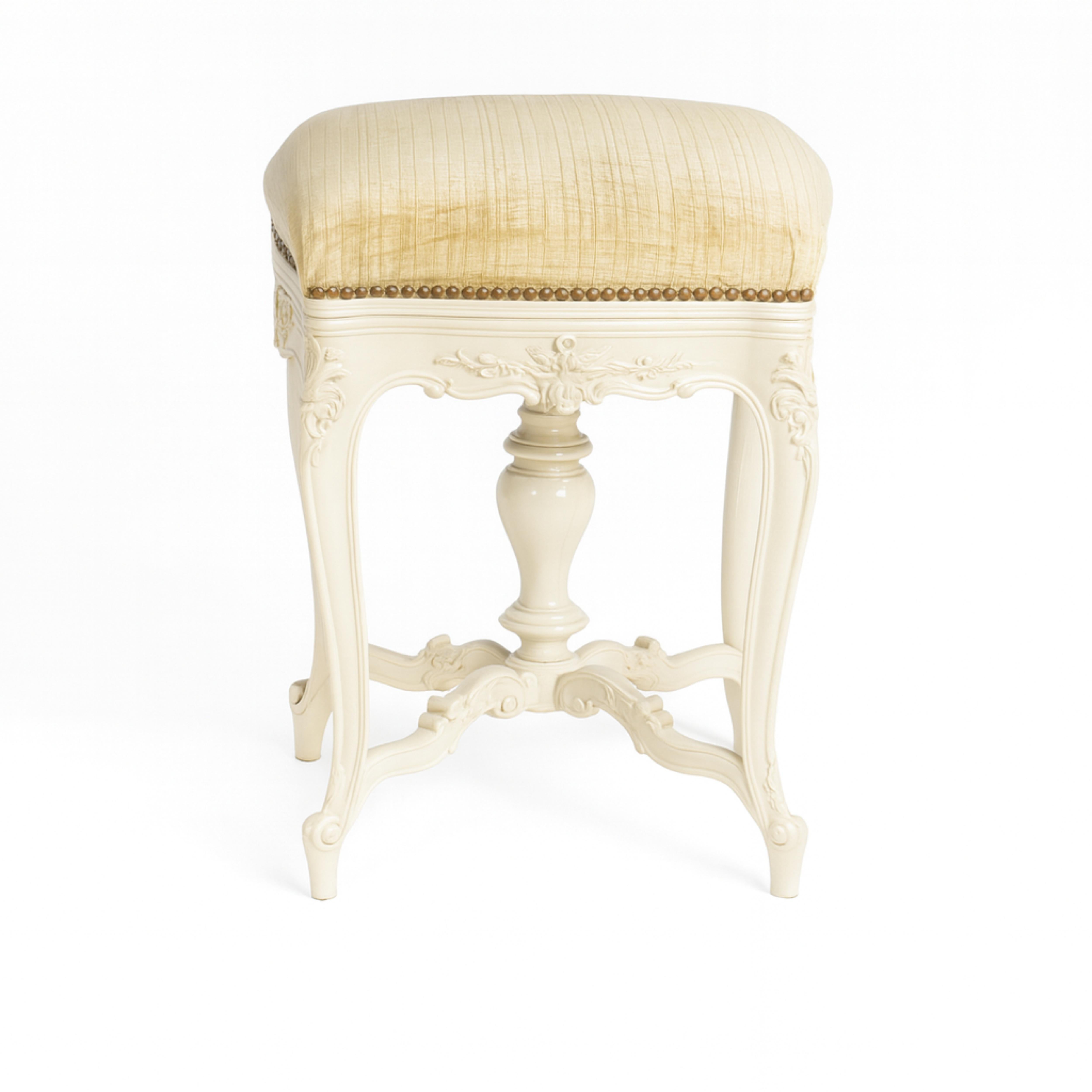Napoleon III Off White Lacquer Piano Stool, 19th Century For Sale 1