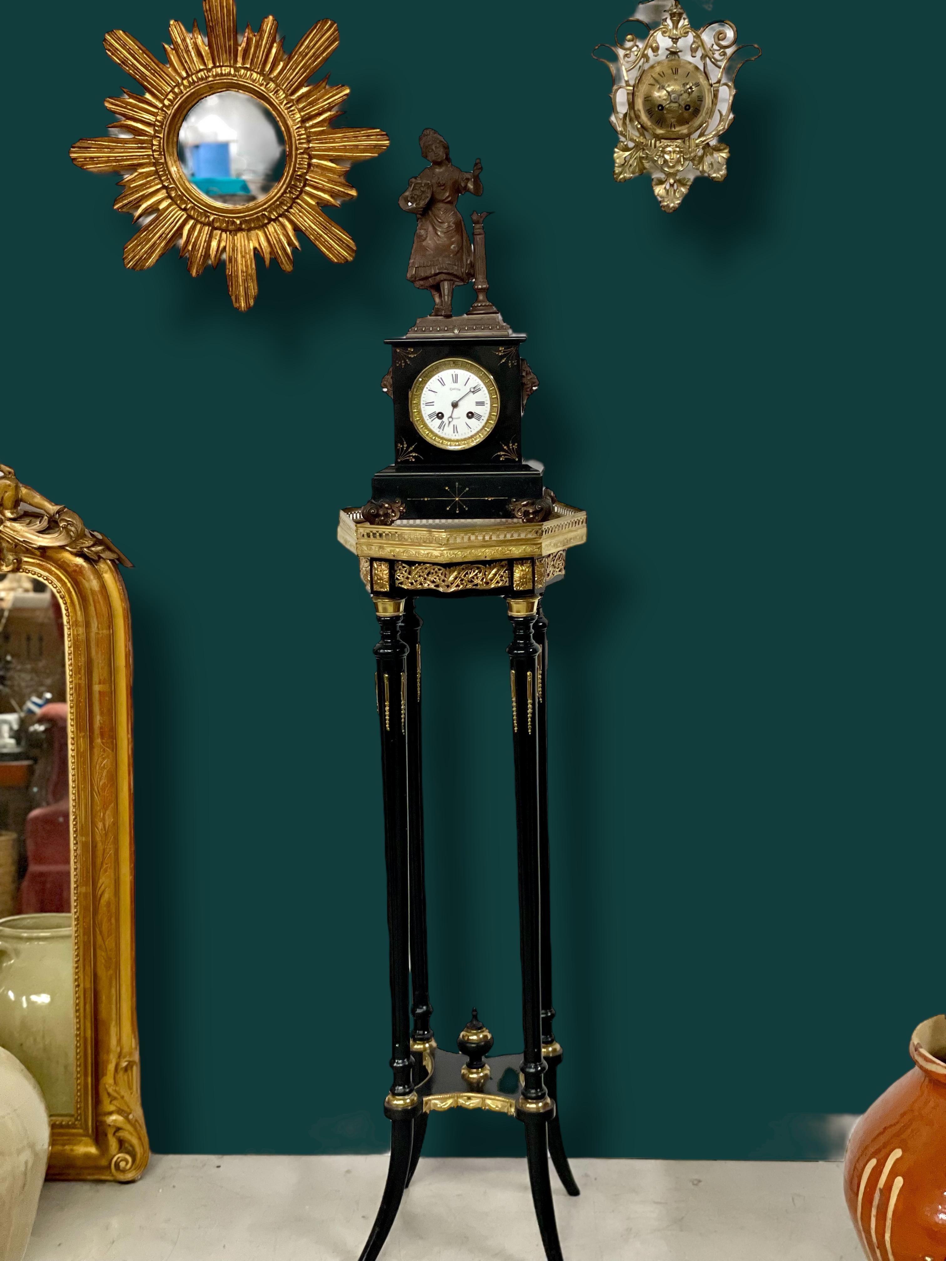 Napoleon III Ebonized and Gilt Bronze Pedestal, Circa 1880 For Sale 5